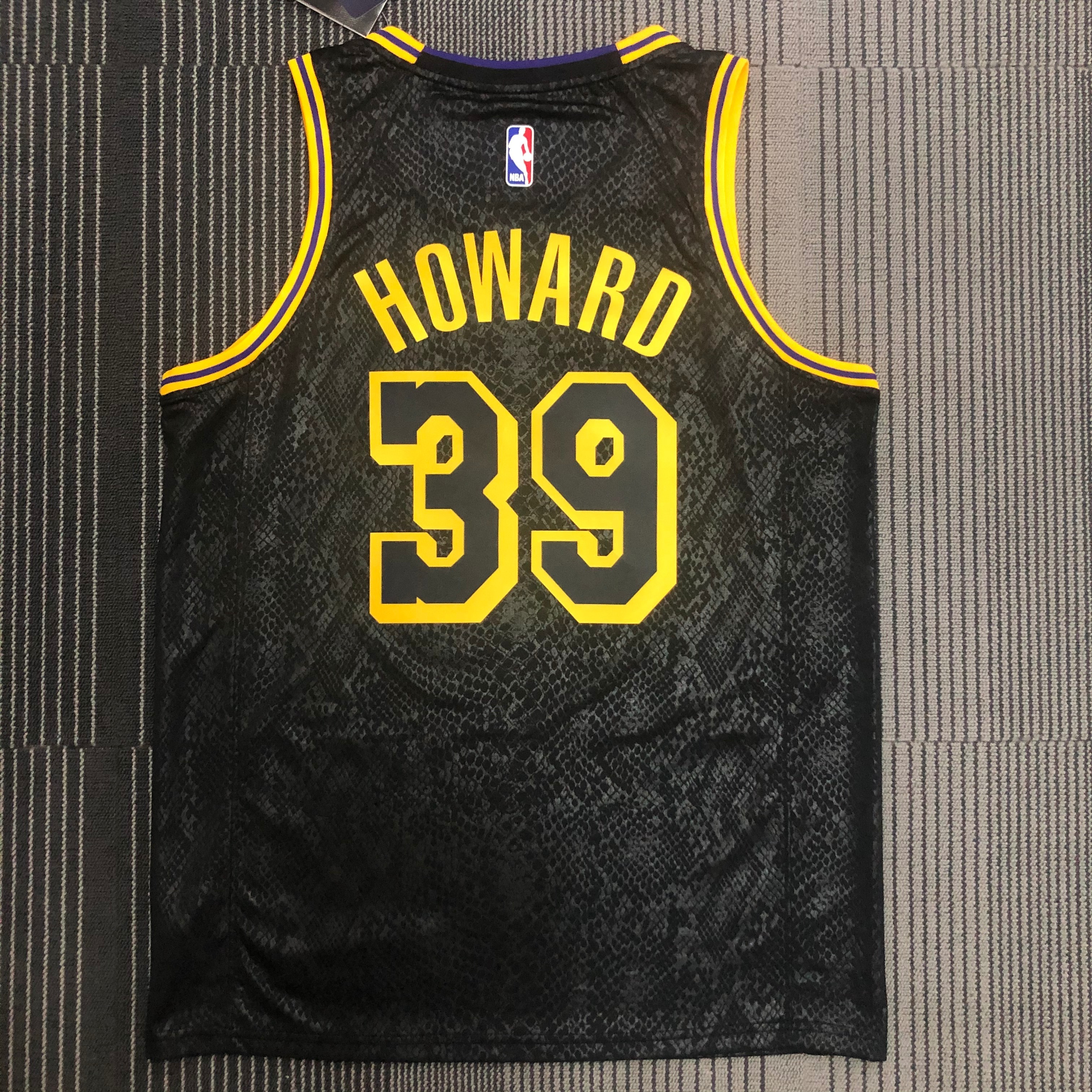 NBA Men Los Angeles Lakers Black #39 HOWARD Round Neck Jersey High Quality Name and Number Print - leoleo123123
