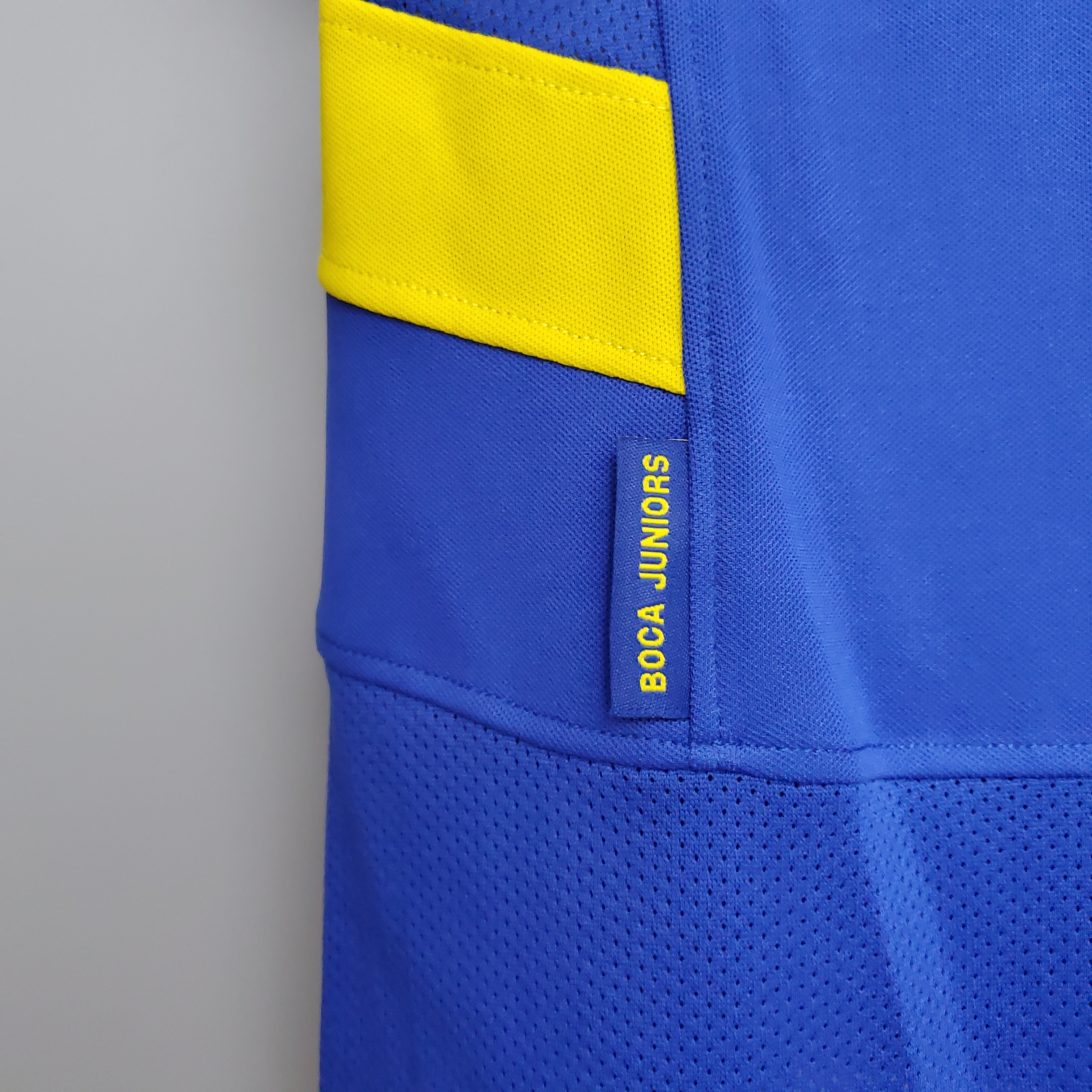 03/04 Boca Home Retro Soccer Jersey Thai Quality - leoleo123123