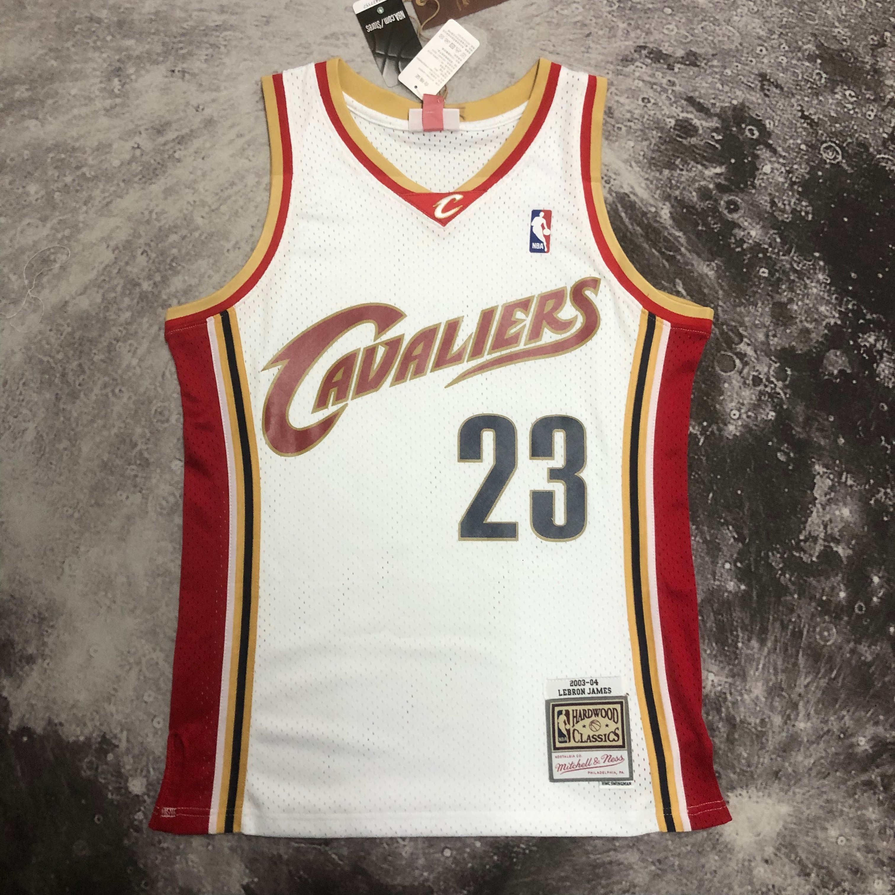 NBA Season 03-04 Men Cleveland Cavaliers White #23 JAMES Classics Swingman Jersey - leoleo123123