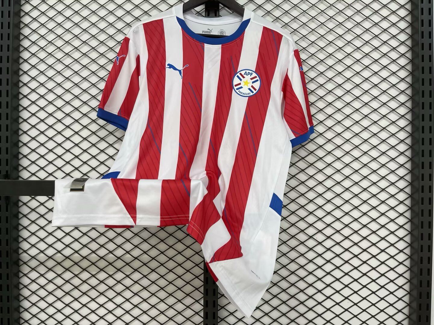 24/25 Paraguay Home Jersey Fans Version 1:1 Quality - leoleo123123