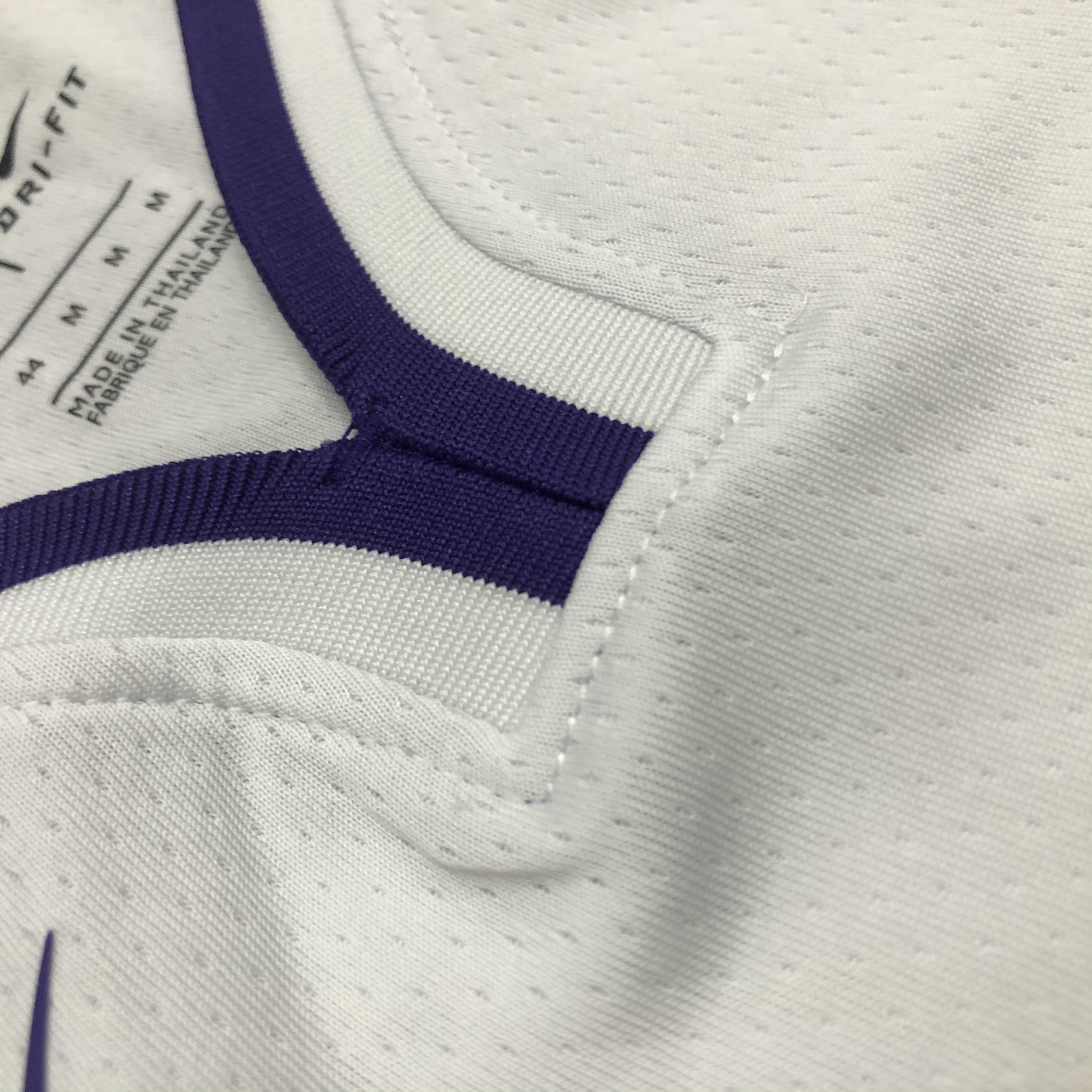 NBA Men Los Angeles Lakers #7 ANTHONY White V-neck Jersey High Quality Name and Number Print - leoleo123123