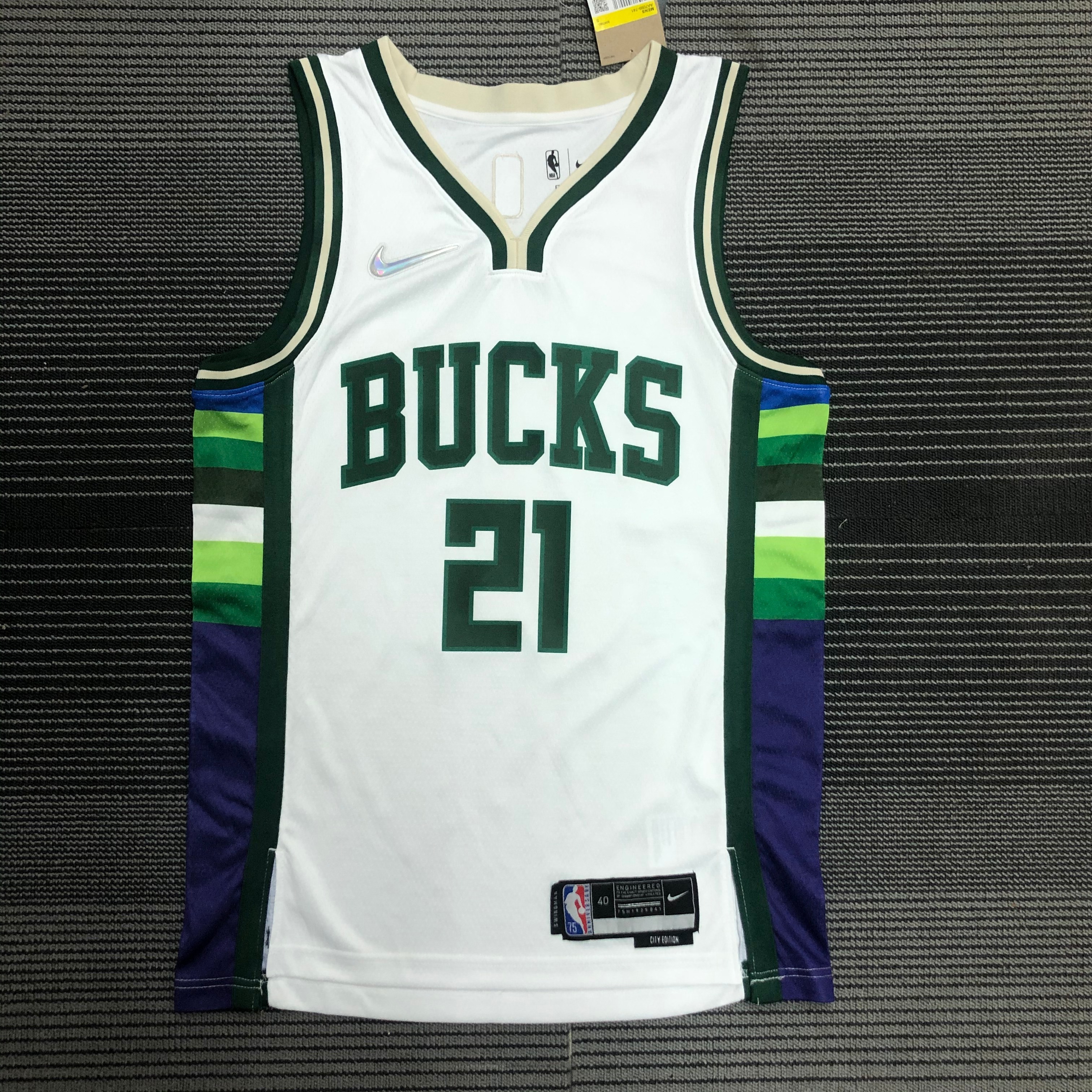 NBA Men 75th Anniversary Season 2022 Milwaukee Bucks White #21 HOLIDAY Jersey High Quality Name and Number Print - leoleo123123