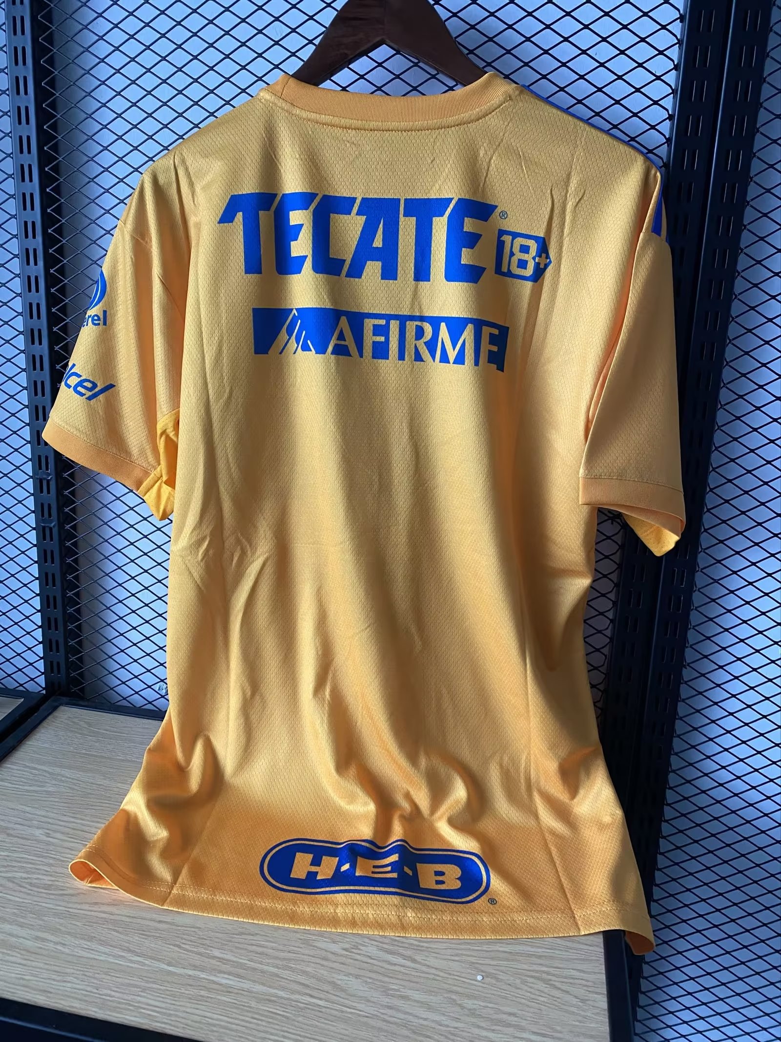 22/23 Tiger Home Soccer Jersey Thai Quality - leoleo123123