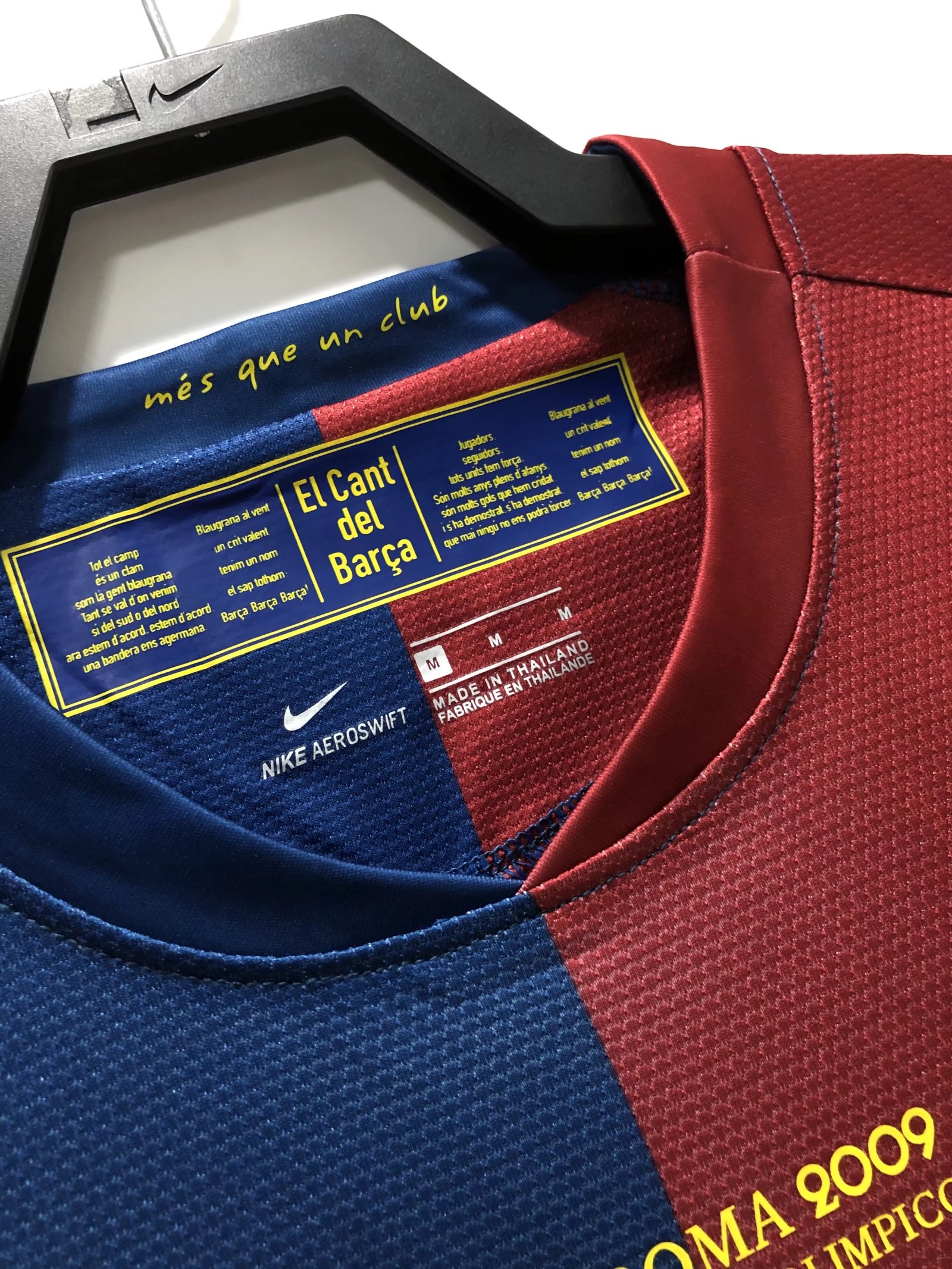 08-09 Barcelona Home Retro Jersey Liga Version - leoleo123123