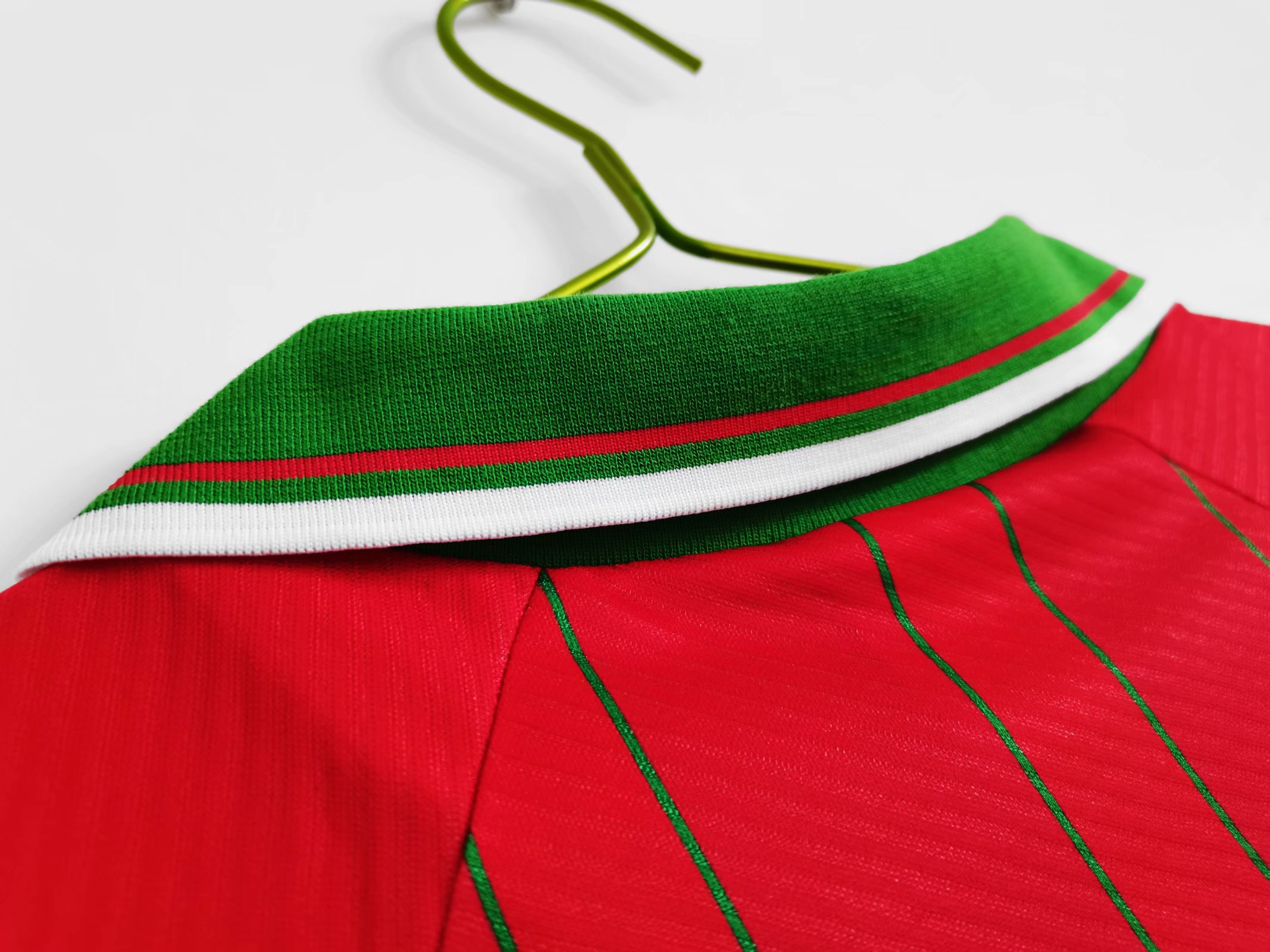 94/96 Welsh Home Retro Jersey Fans Version - leoleo123123