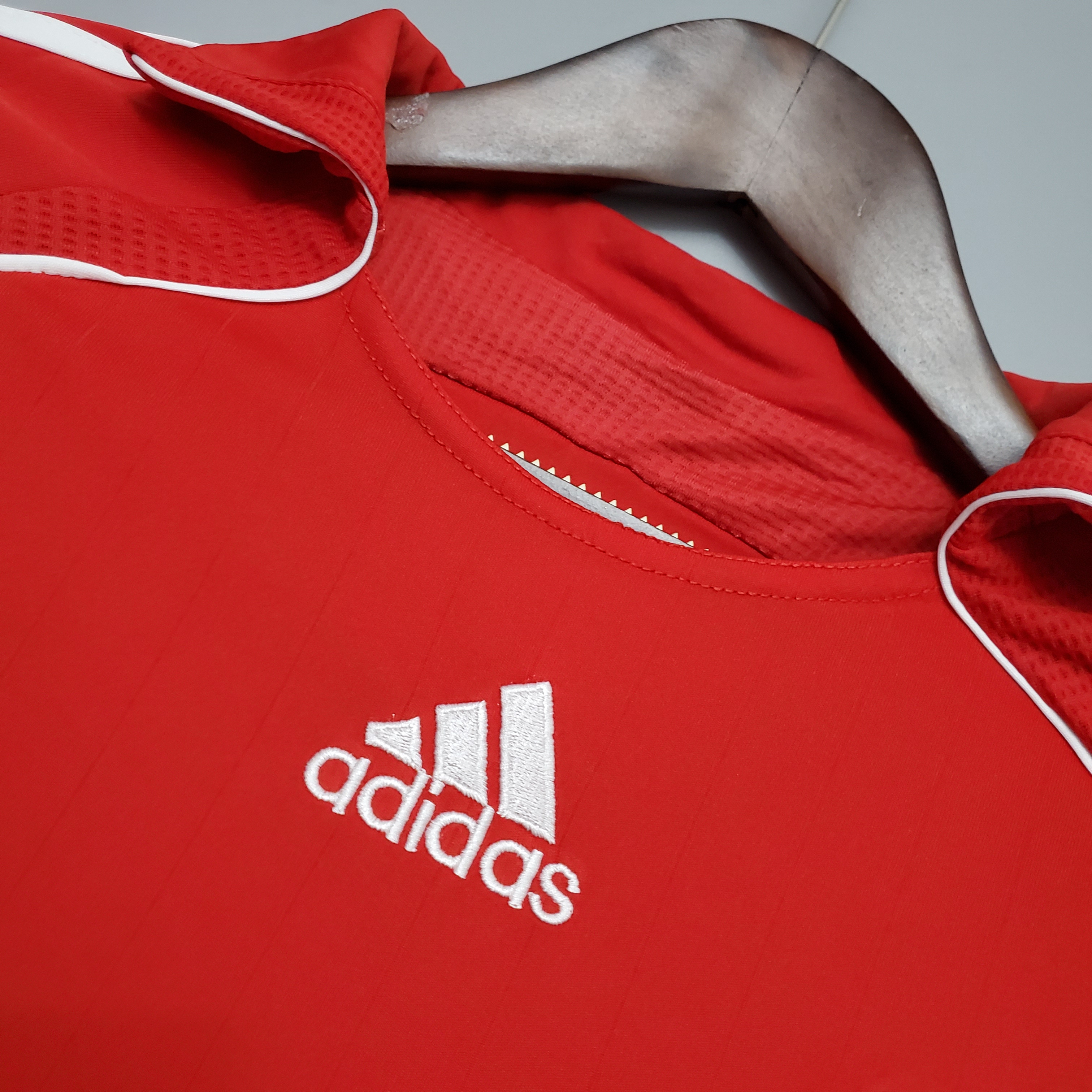 06/07 Liverpool Home Retro Jersey - leoleo123123