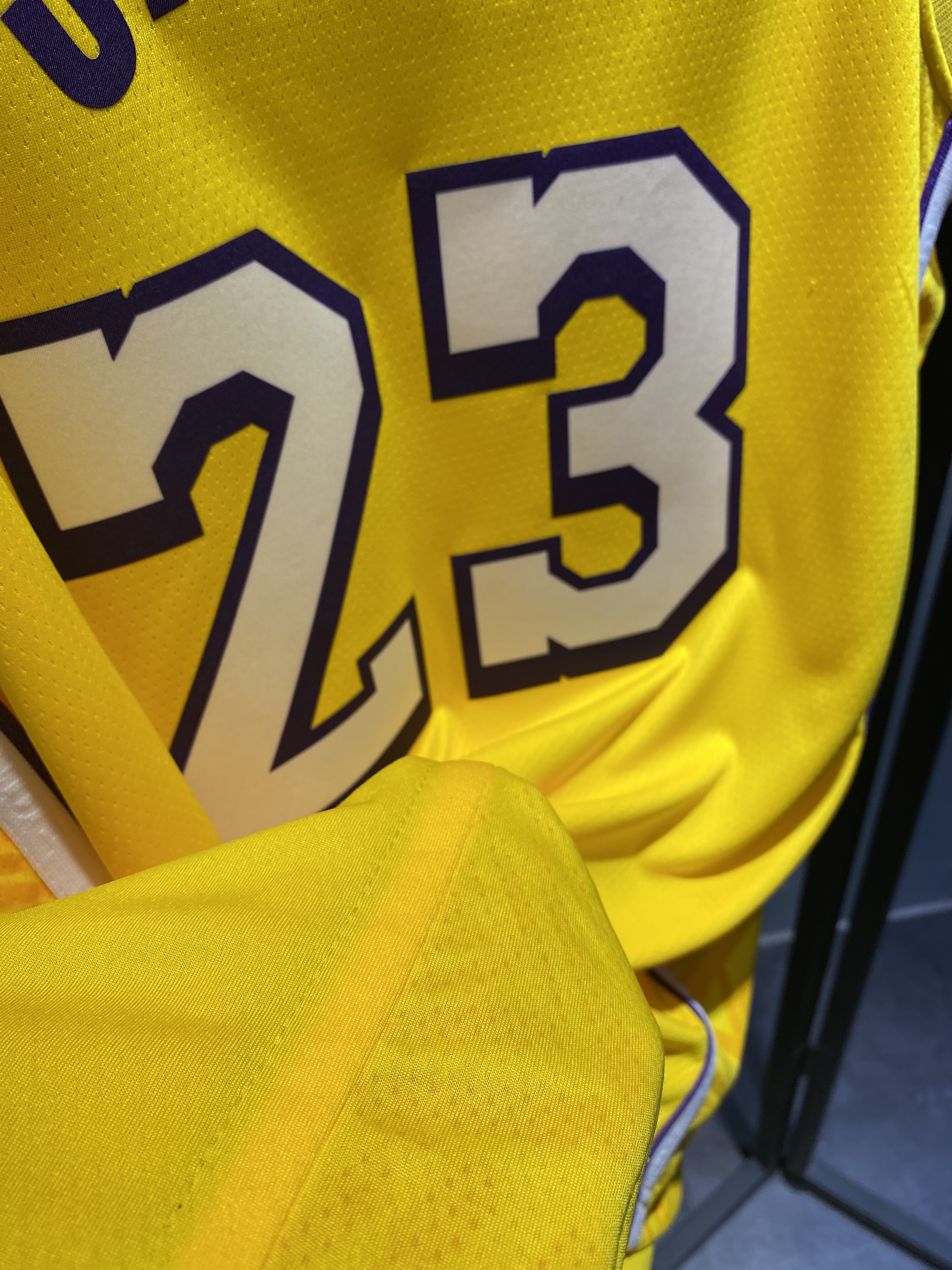 NBA Los Angeles Lakers 19-20 New Yellow #23 JAMES Jersey High Quality Name and Number Print - leoleo123123