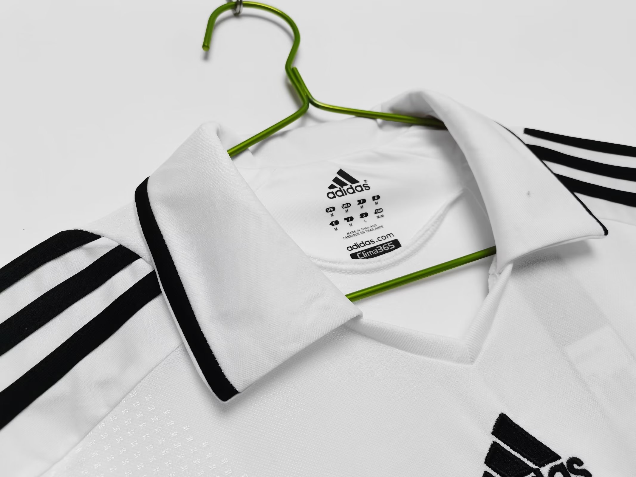 08/09 Real Madrid Home Retro Jersey - leoleo123123