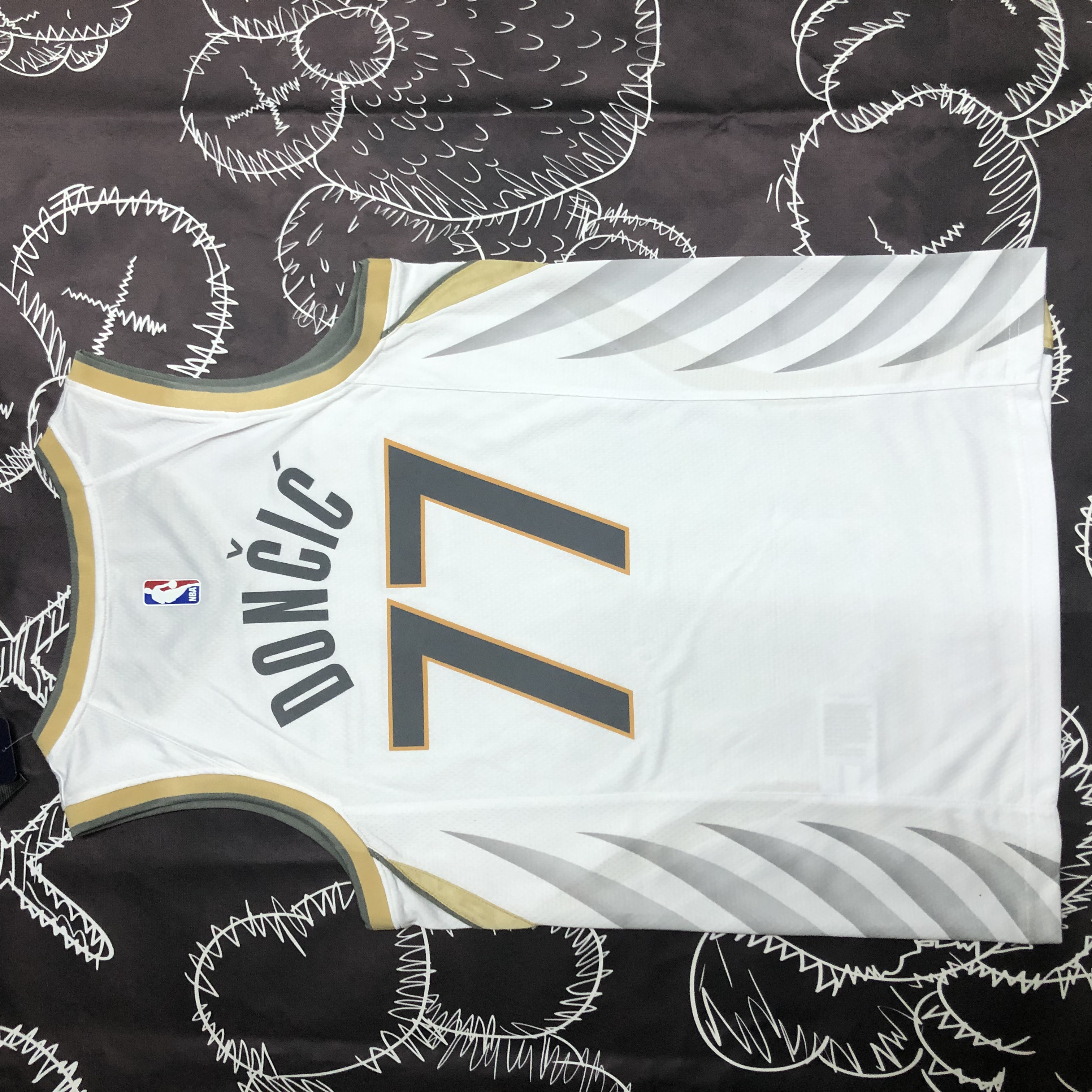 NBA Men Season 2020 Dallas Mavericks White #77 DONCIC Jersey High Quality Name and Number Print - leoleo123123
