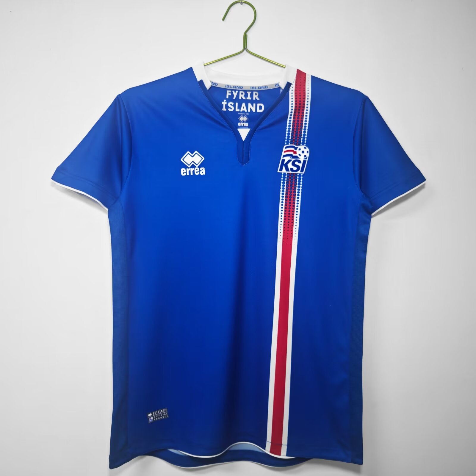 16/17 Iceland Home Retro Jersey - leoleo123123