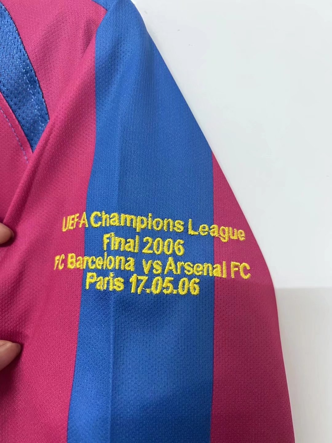 05-06 Barcelona Home Retro Jersey Long Sleeve Champions Version - leoleo123123
