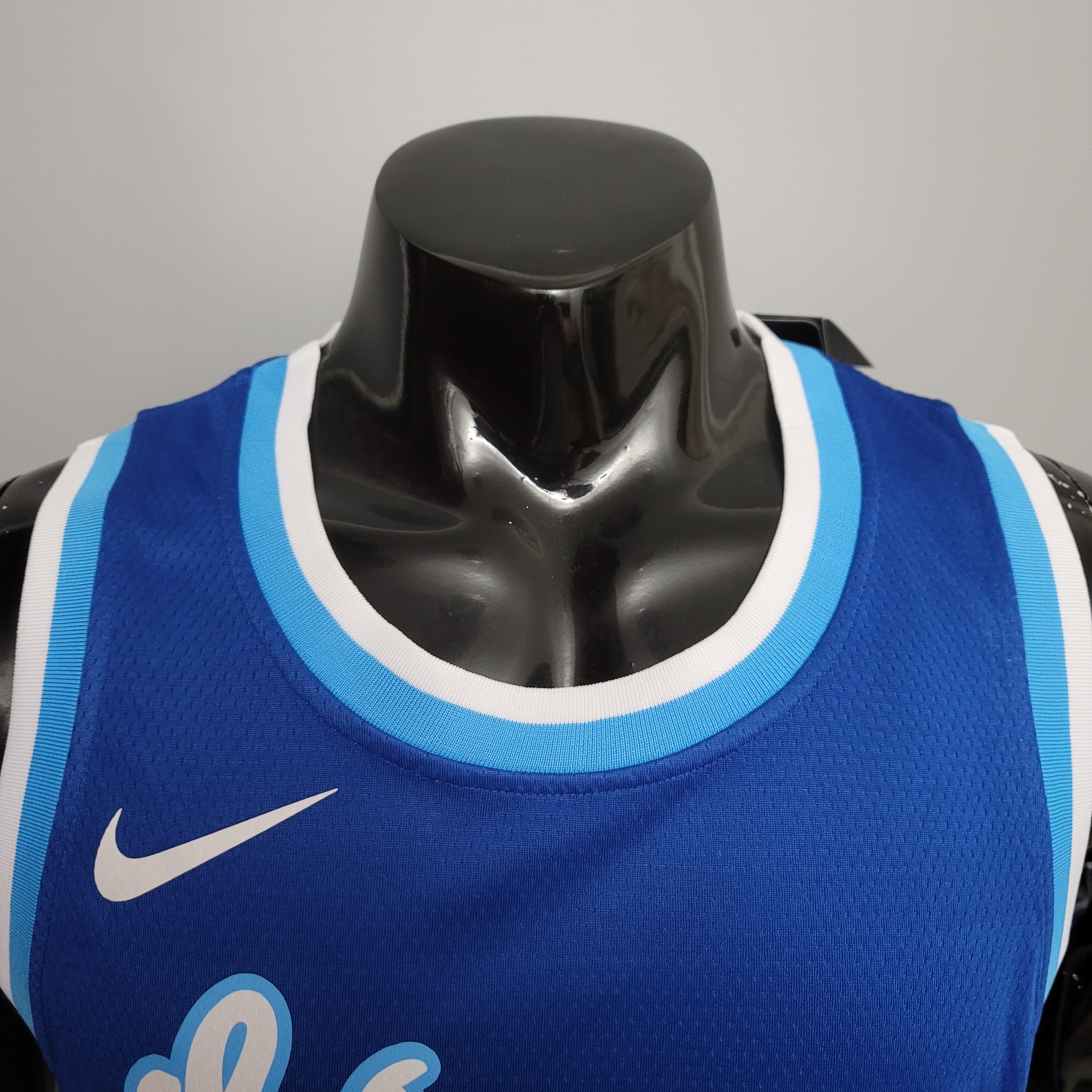 NBA Finals Men Los Angeles Lakers Retro in Latin #8 BRYANT Blue Round Neck Jersey High Quality Name and Number Print - leoleo123123
