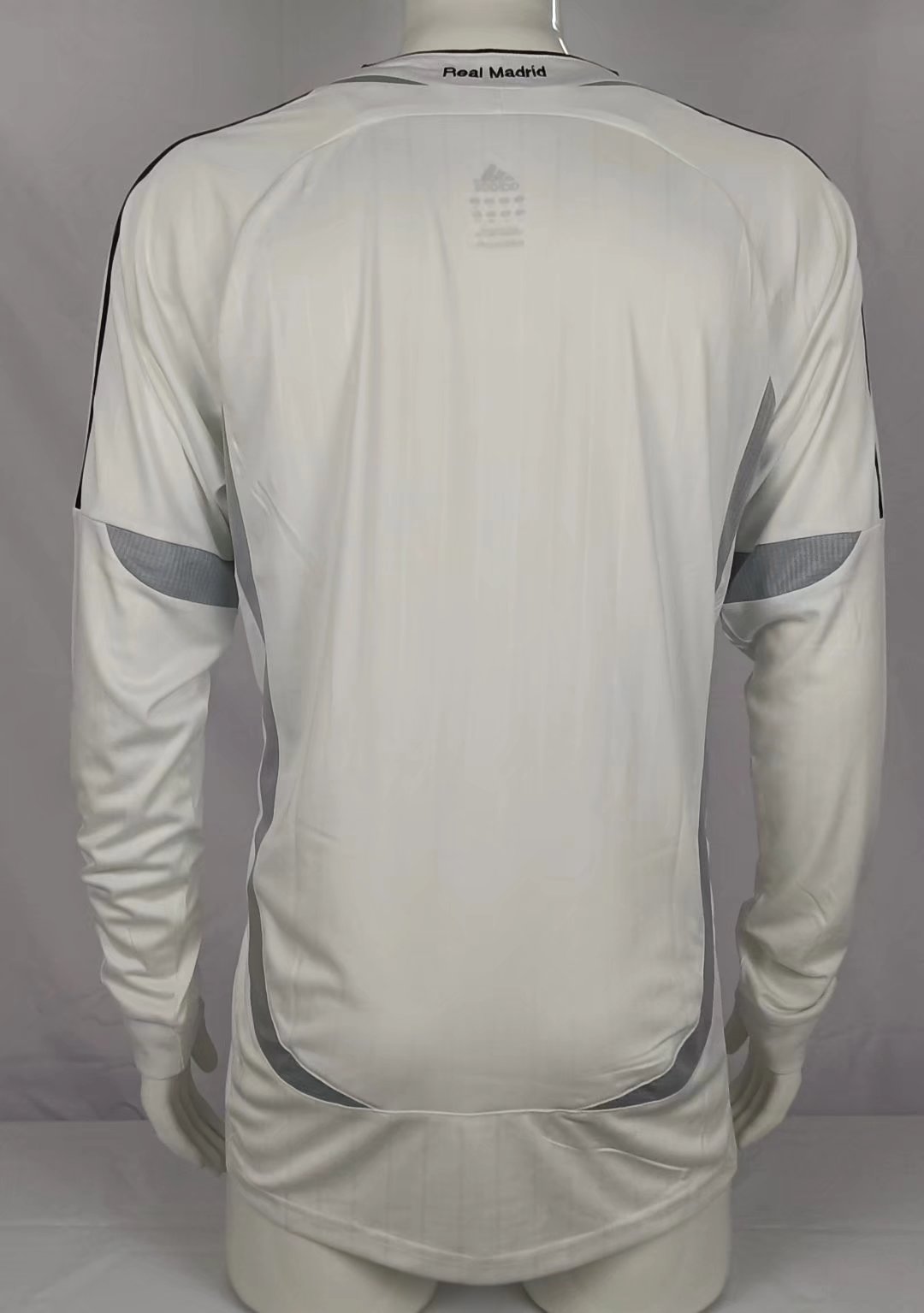 2006 Real Madrid Home Retro Jersey Long Sleeve - leoleo123123