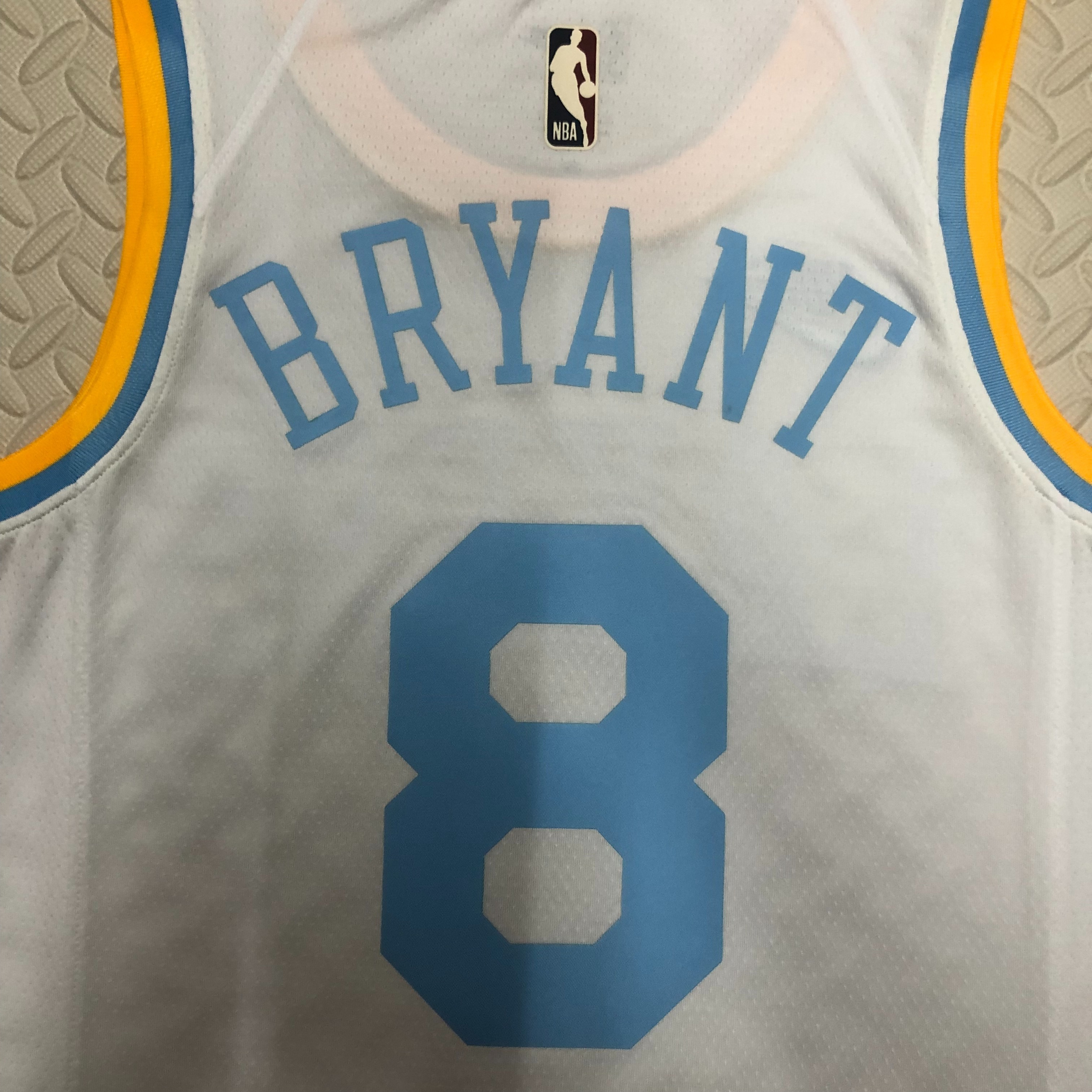 NBA Men Season 2023 Los Angeles Lakers White Retro Round Neck #8 BRYANT Jersey High Quality Name and Number Print - leoleo123123