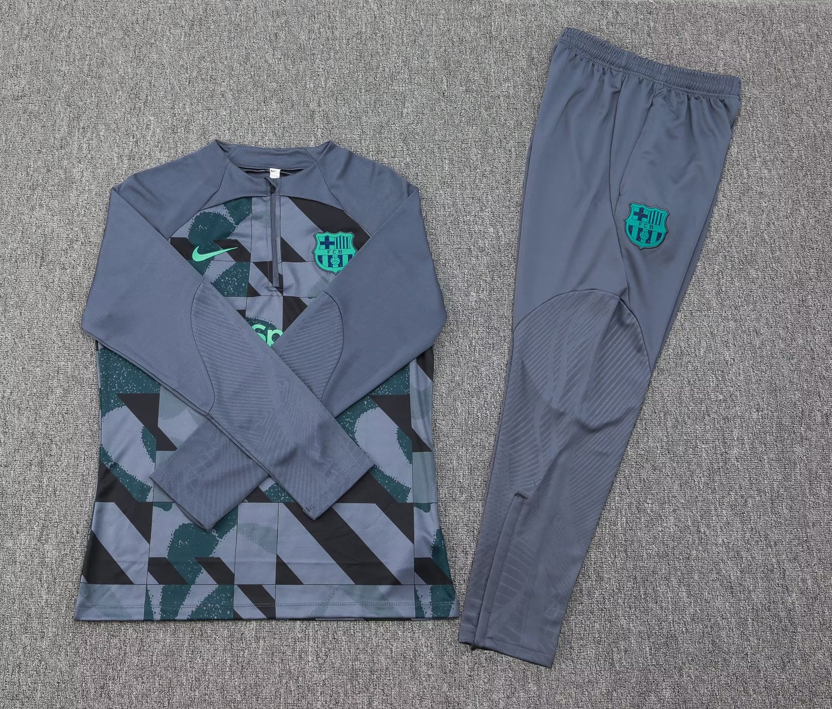 23/24 Barcelona Grey Sweater Tracksuit Thai Quality - leoleo123123