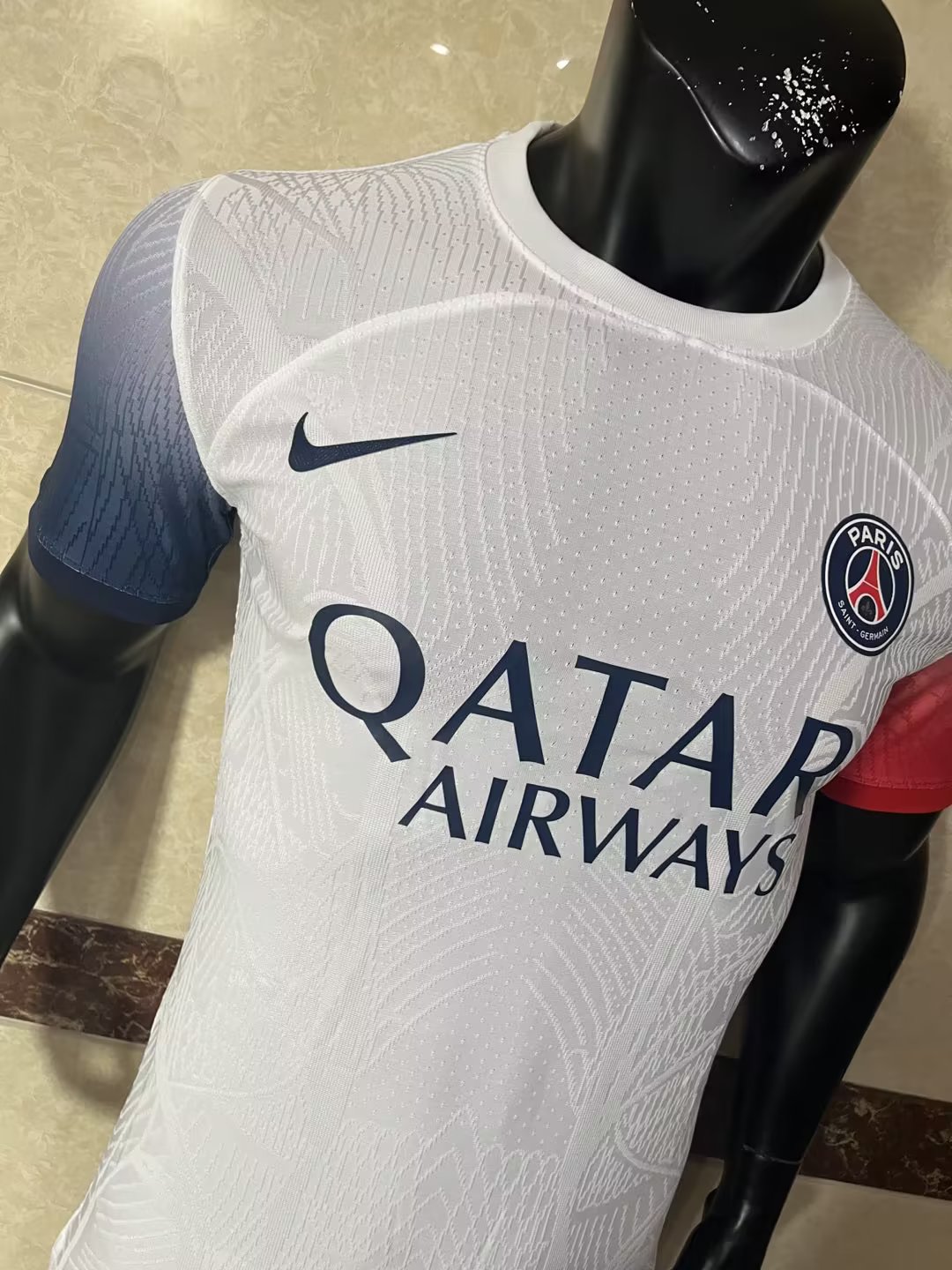 23/24 PSG White Jersey Player Version 1:1 Quality - leoleo123123