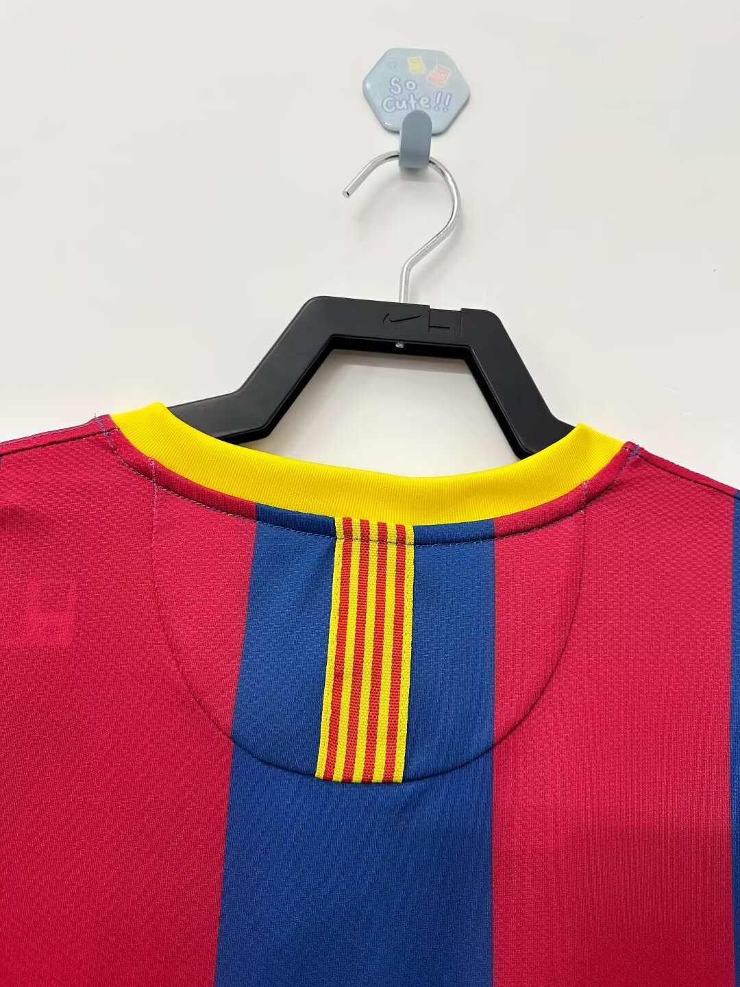 10/11 Barcelona Home Retro Jersey Liga Version Long Sleeve - leoleo123123