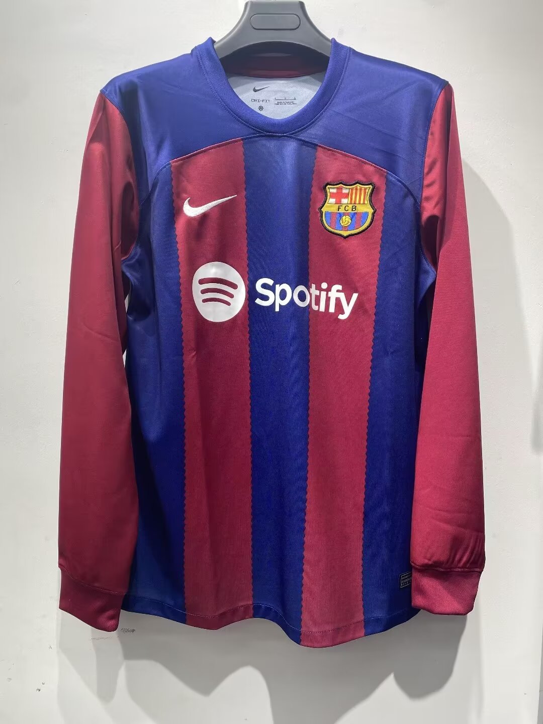 23/24 Barcelona Home Jersey Long Sleeve 1:1 Quality Fan Version - leoleo123123