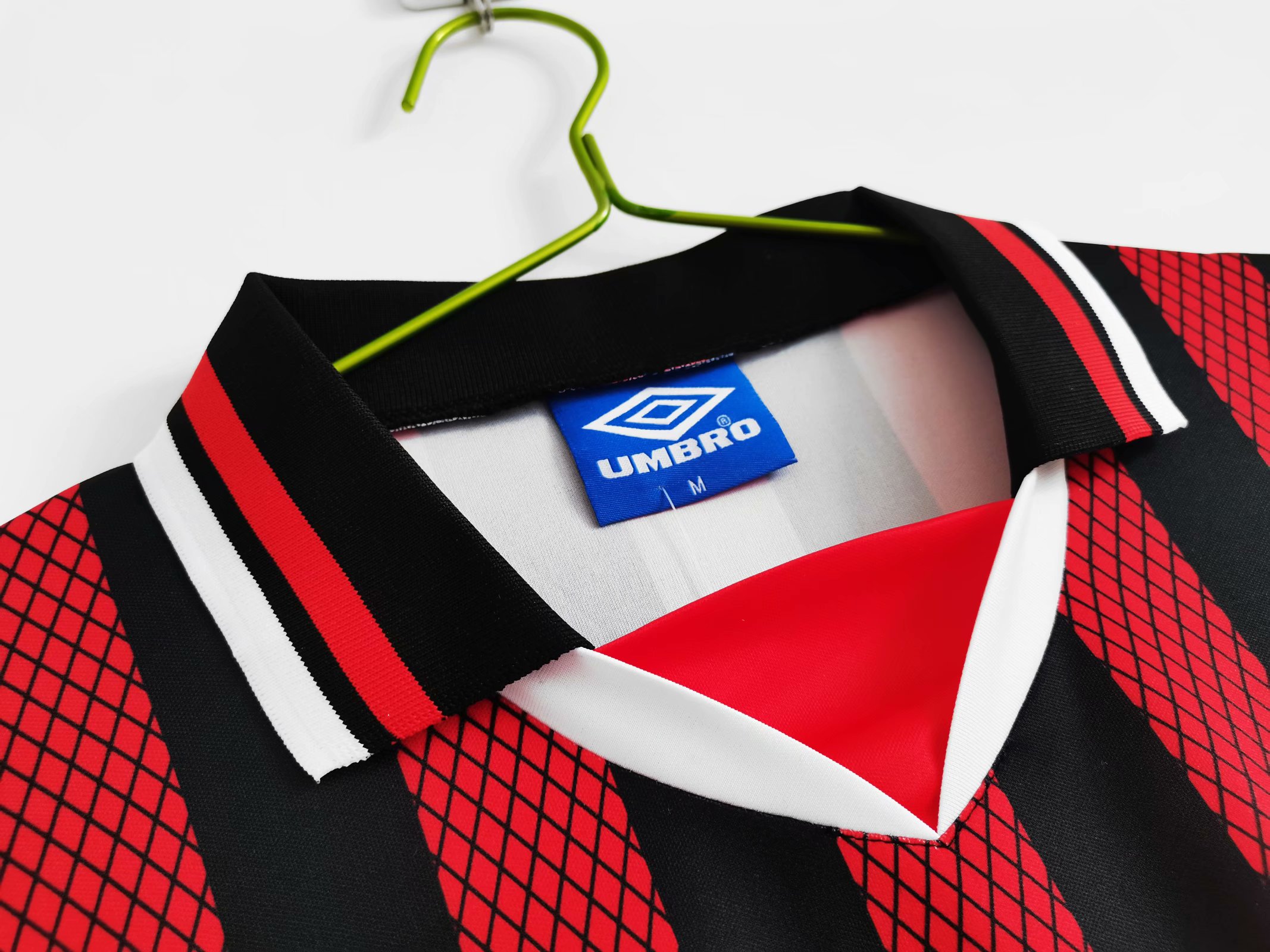 94/96 Manchester City Away Retro Jersey - leoleo123123