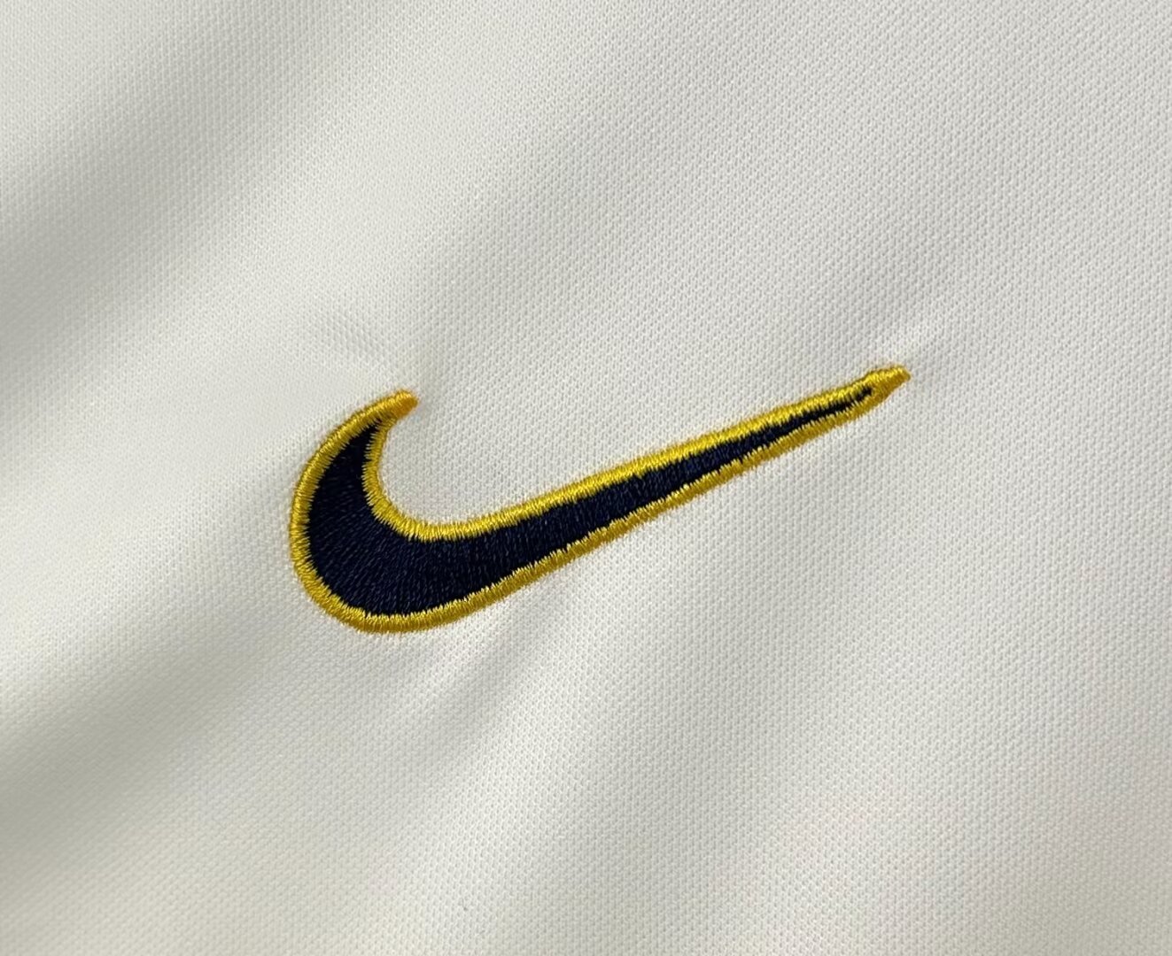 96/97 Boca Away Retro Soccer Jersey Thai Quality - leoleo123123