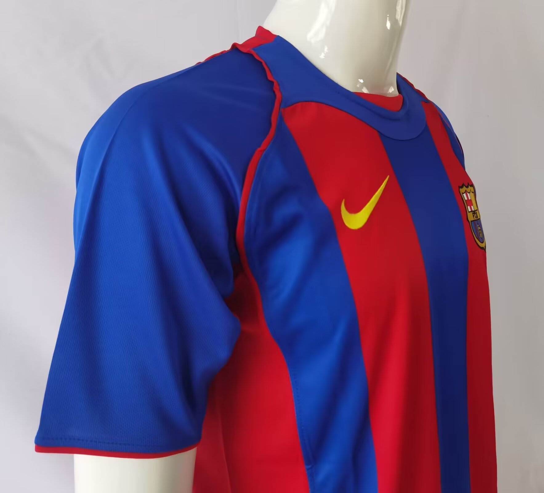 04/05 Barcelona Home Retro Jersey - leoleo123123