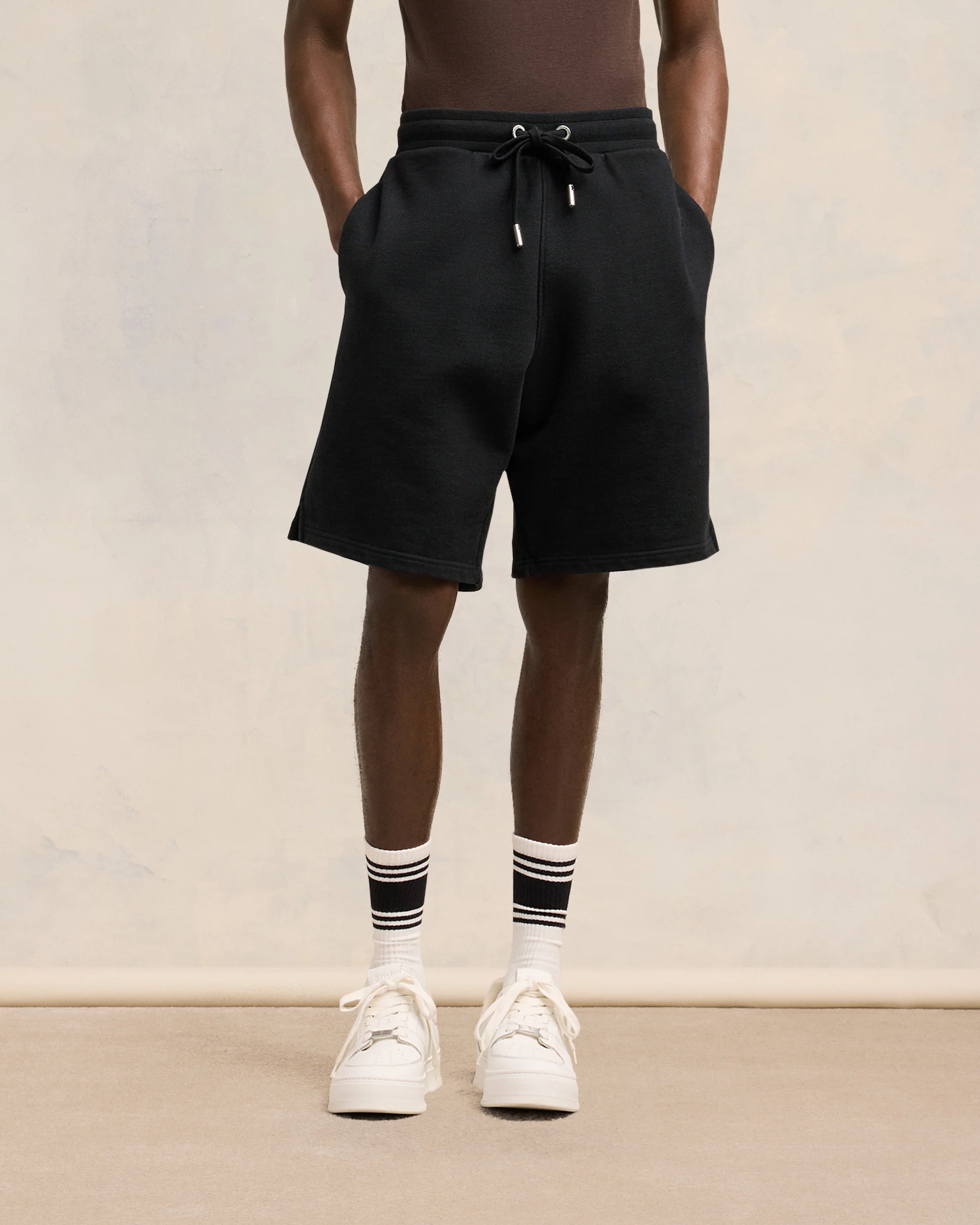 Black Ami De Coeur Short - leoleo123123
