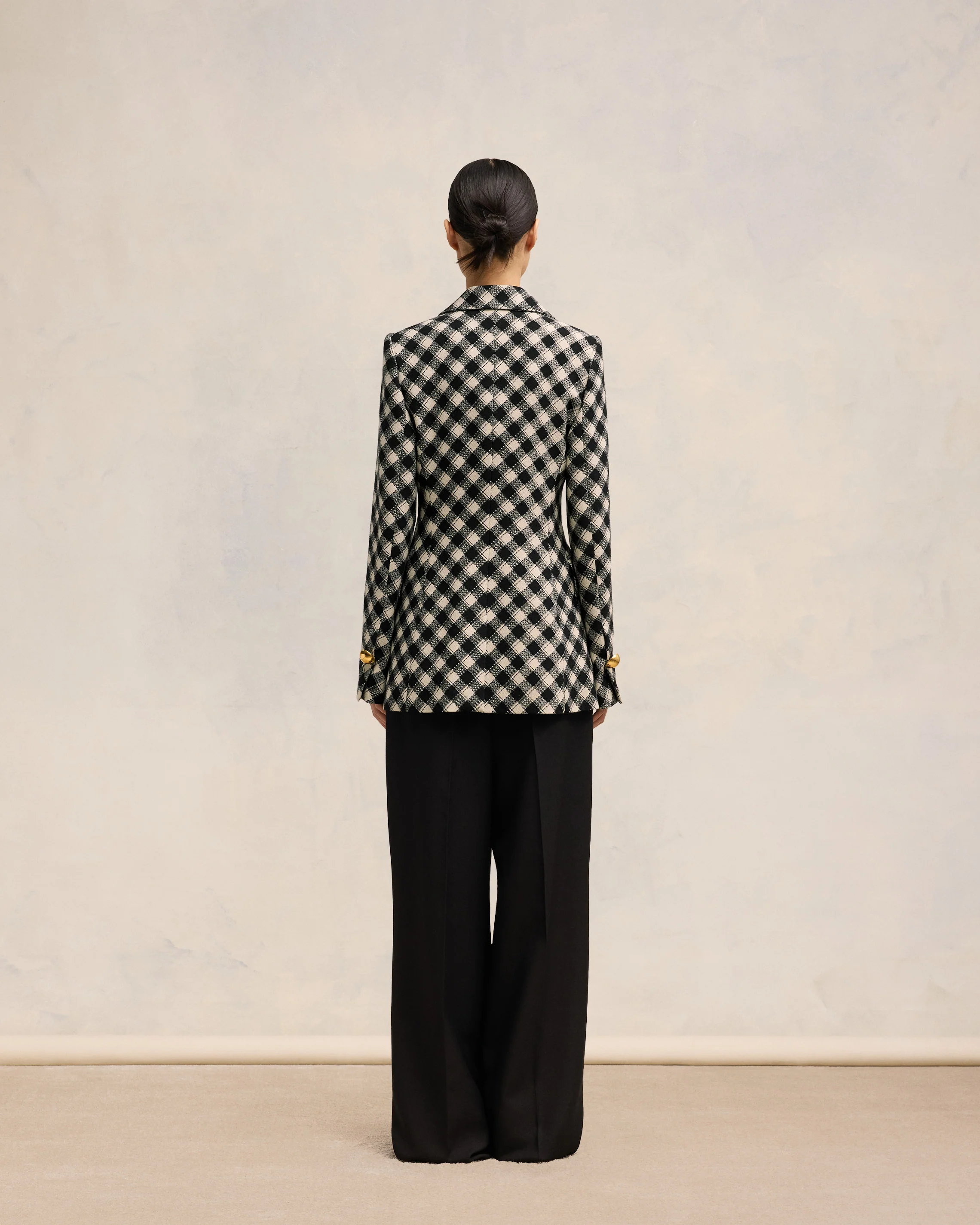 Black/Off White Three Buttons Jacket - leoleo123123