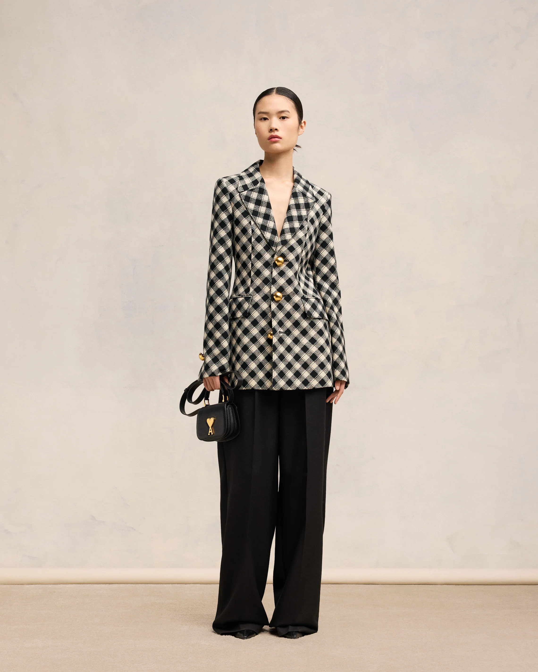 Black/Off White Three Buttons Jacket - leoleo123123