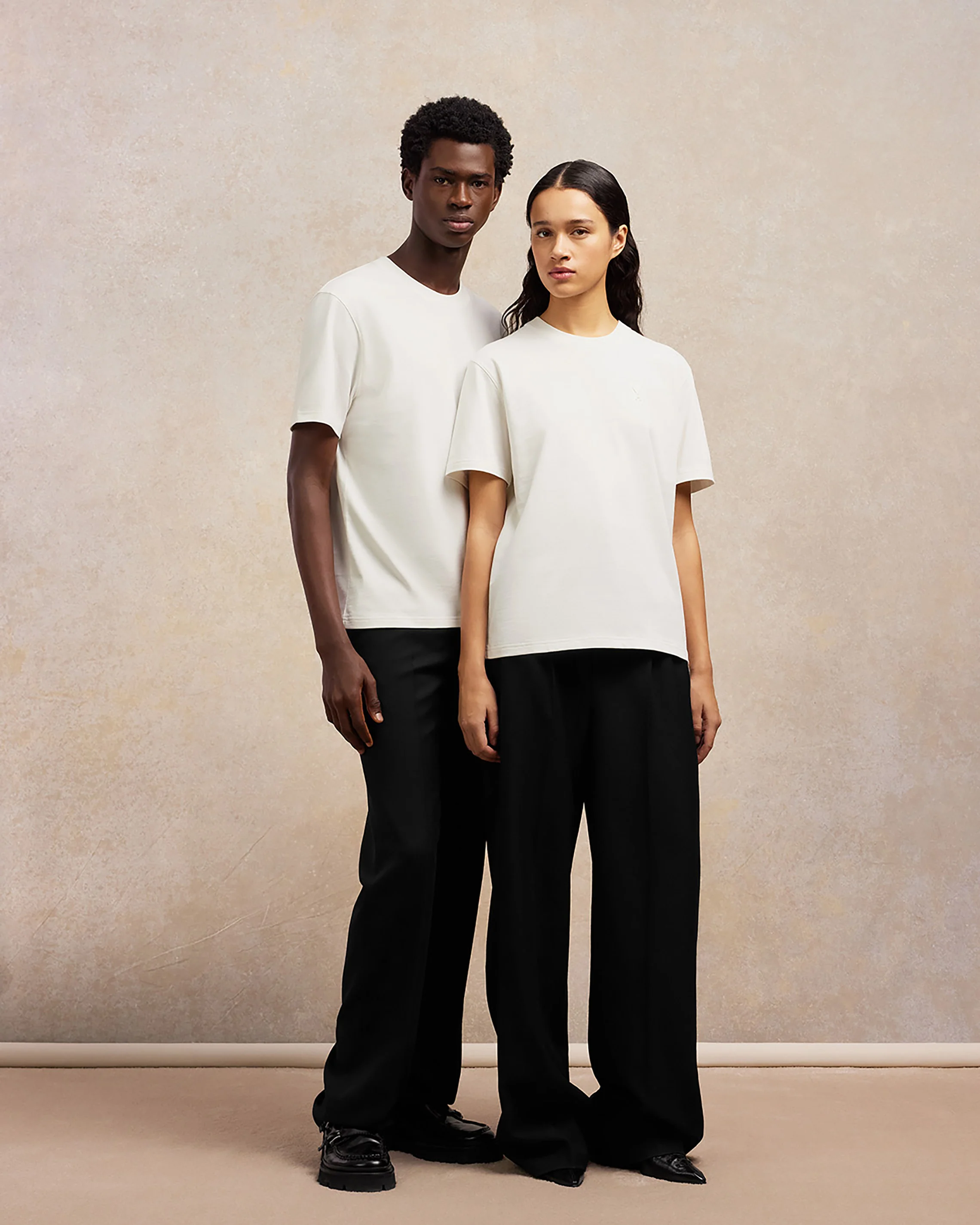 White Embossed T-Shirt | Ami de Coeur | Ami Paris US - leoleo123123