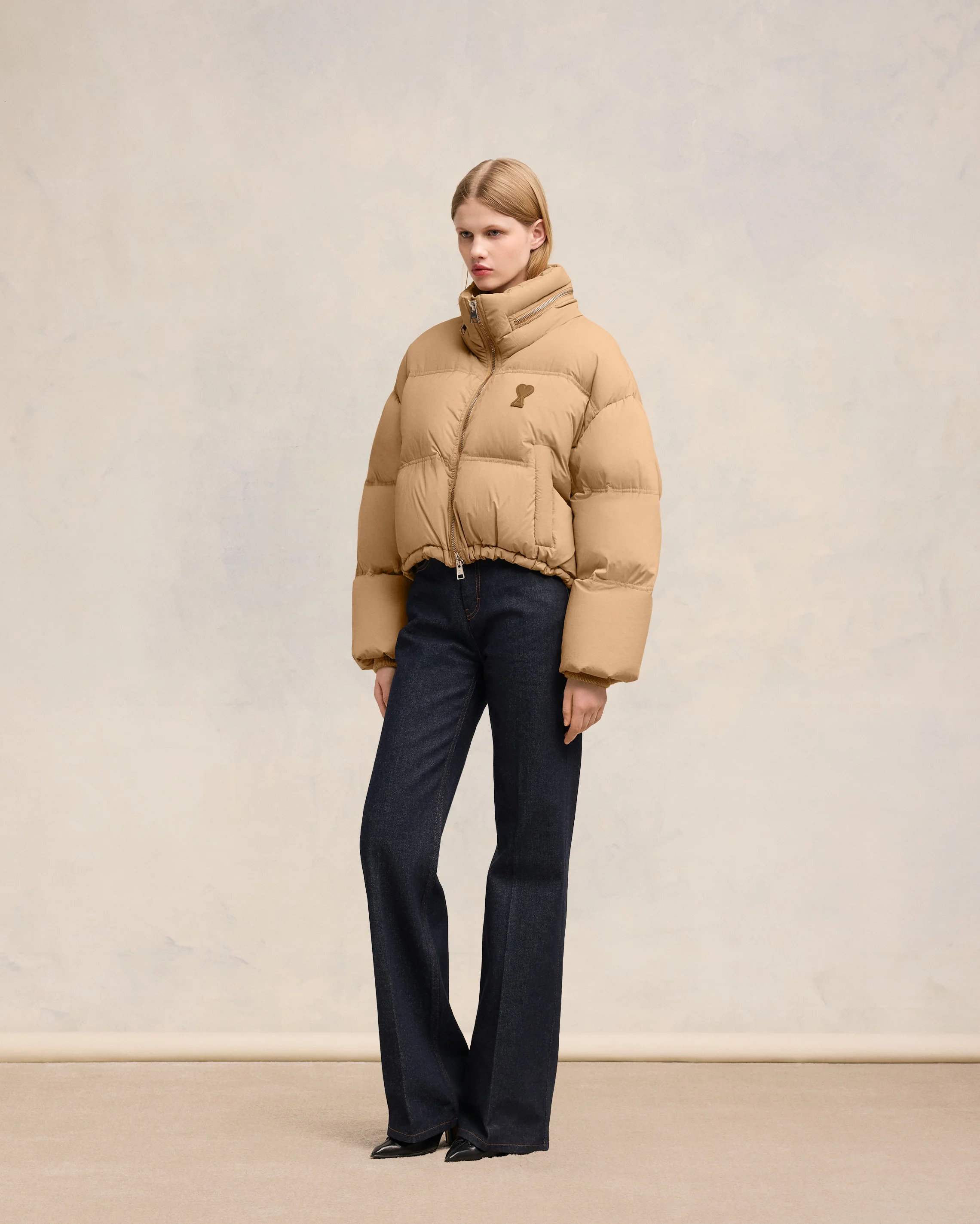 Sand Ami De Coeur Down Jacket - leoleo123123