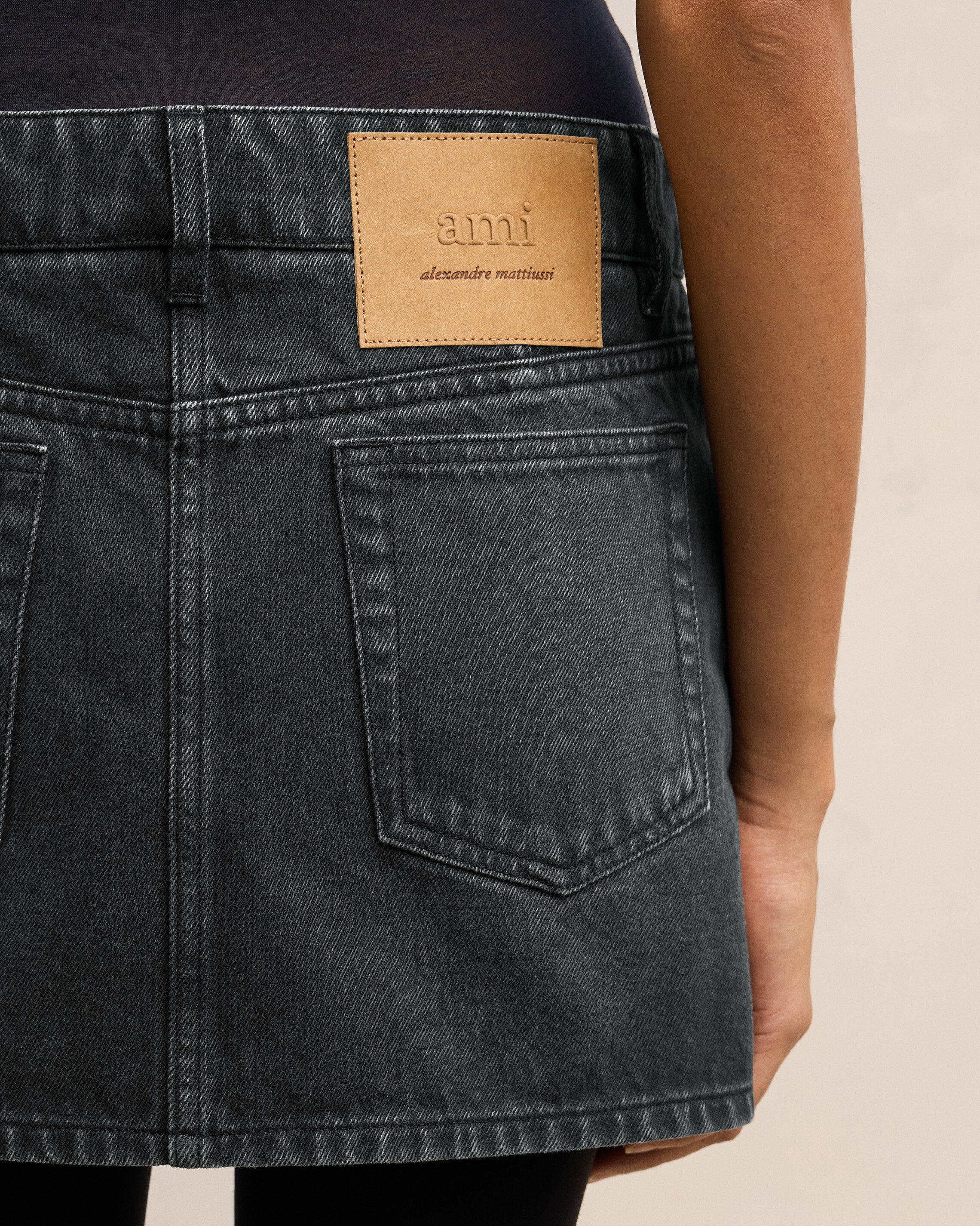 Black Mini Skirt - leoleo123123