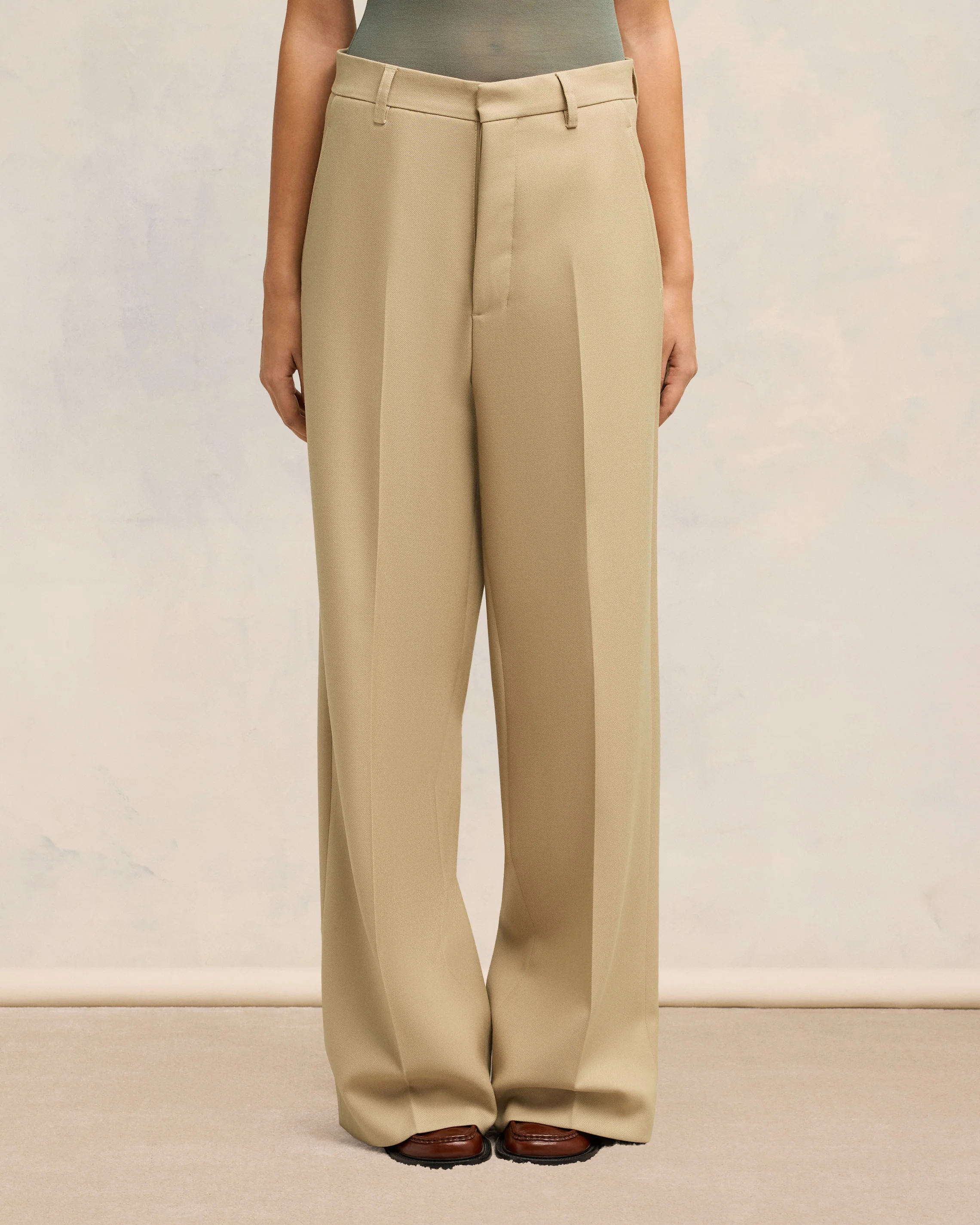 Sand Large Fit Trousers - leoleo123123