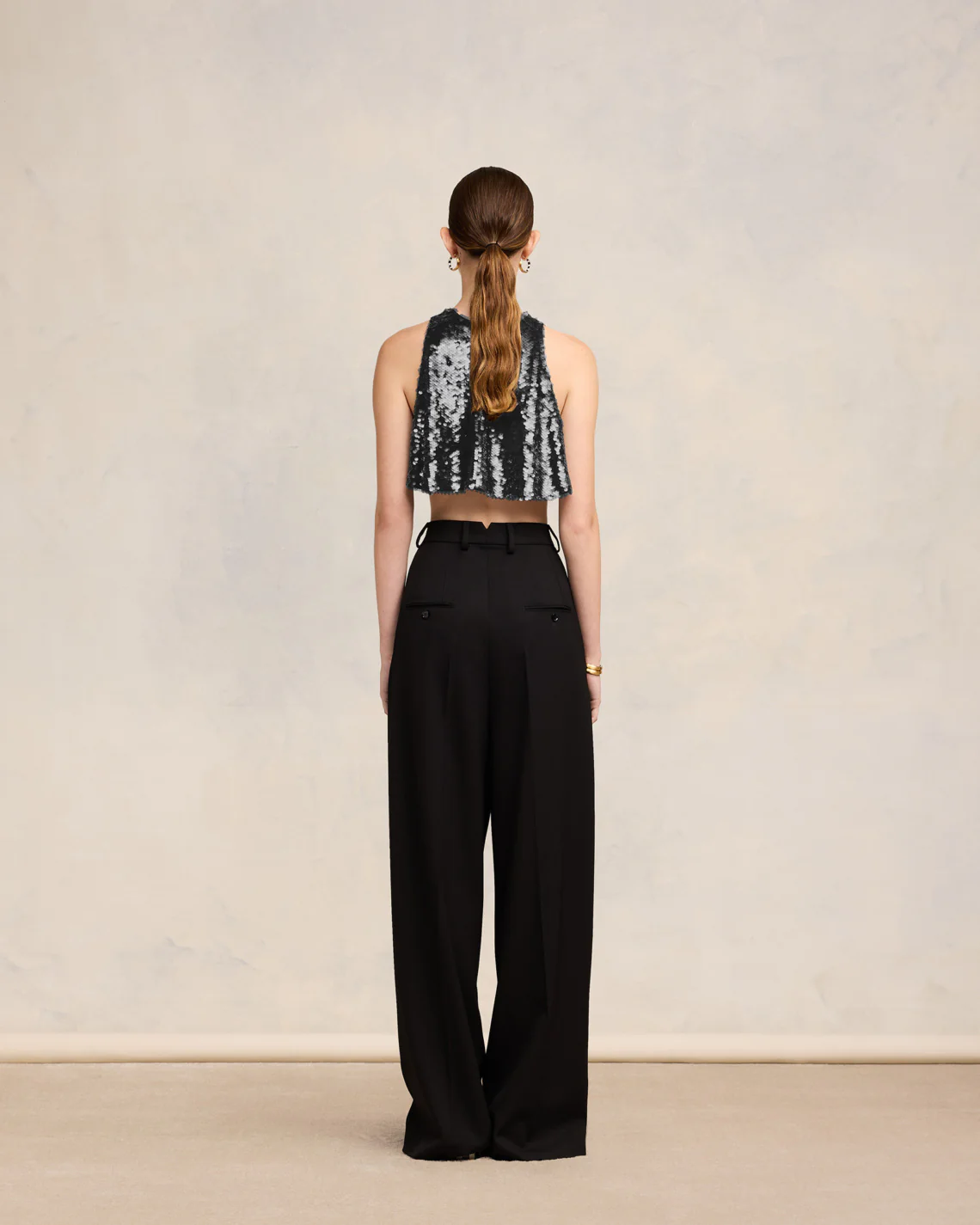 Black Embroidered Top - leoleo123123