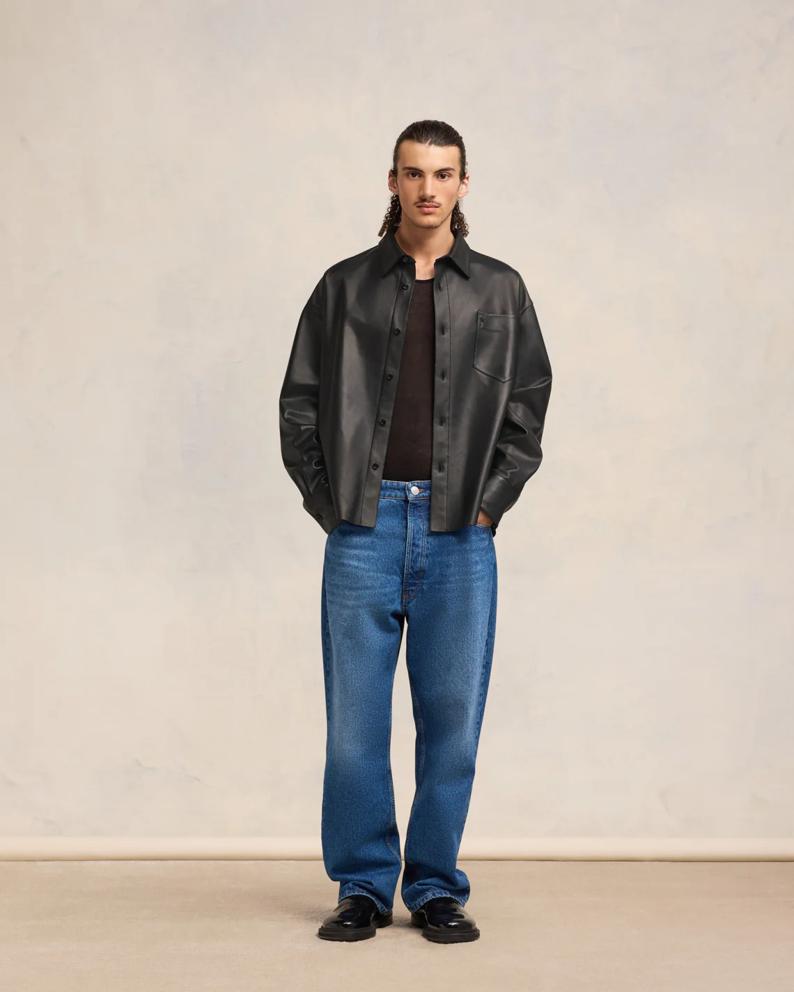 Black Boxy Fit Shirt - leoleo123123
