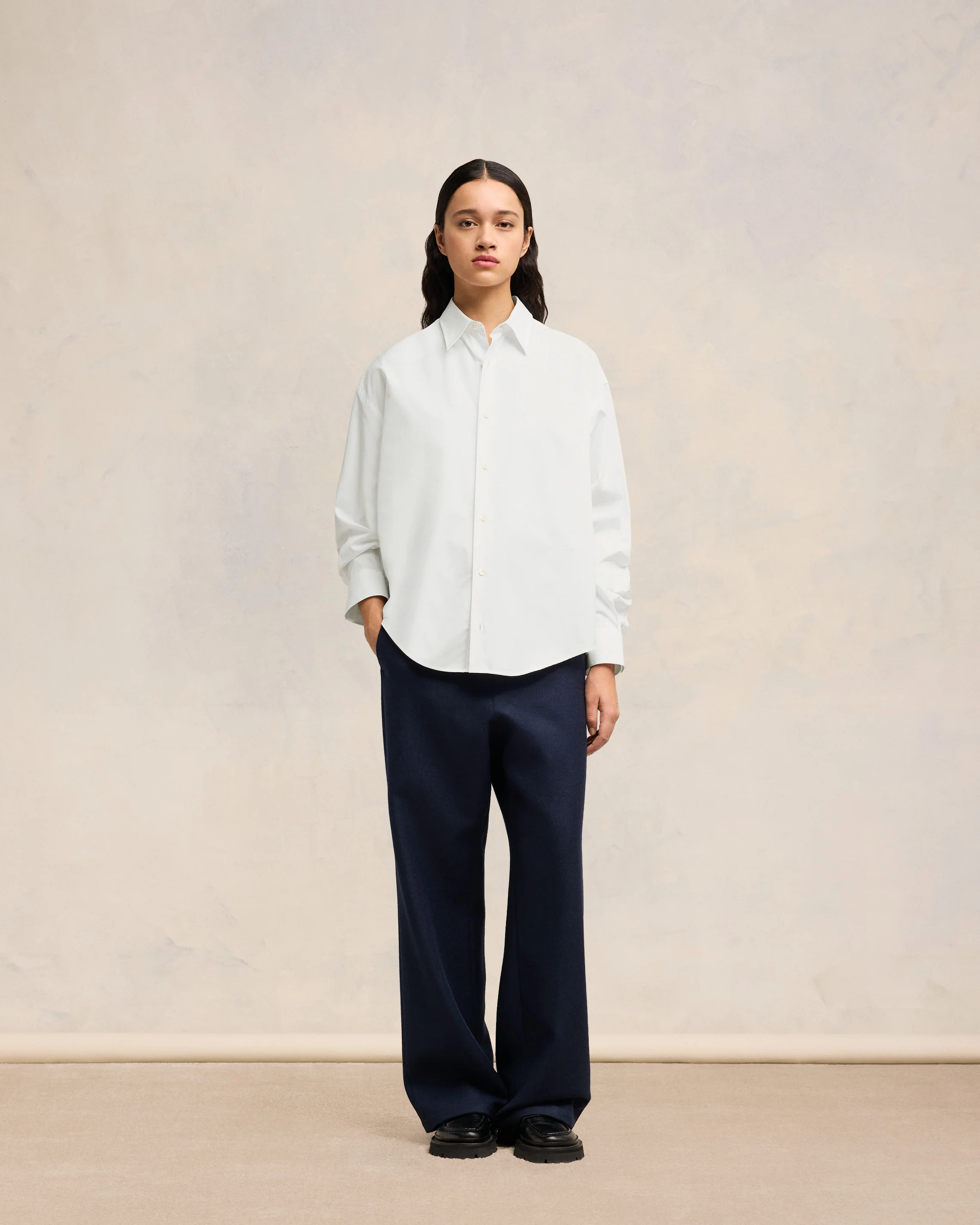 White Boxy Fit Shirt - leoleo123123