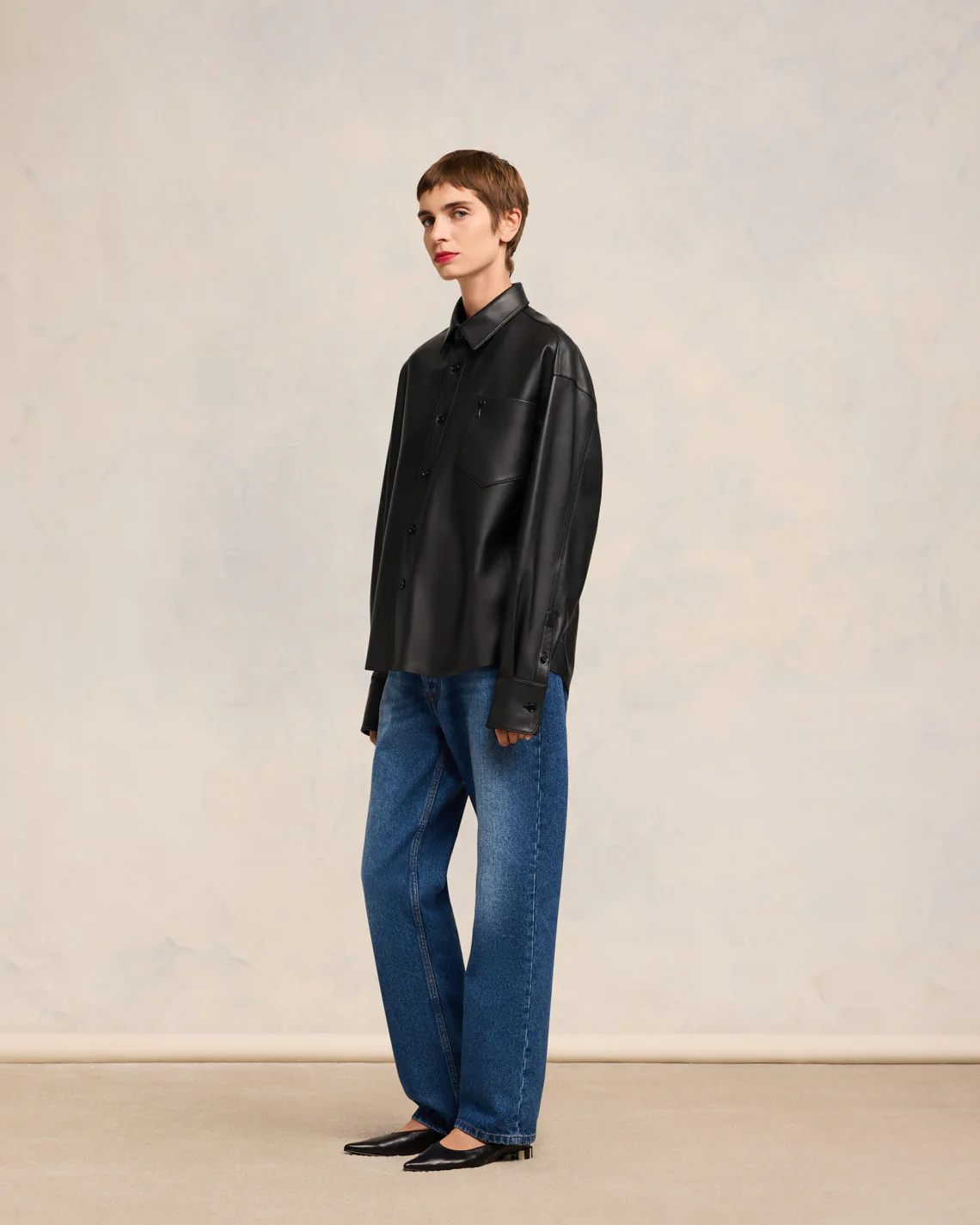 Black Boxy Fit Shirt - leoleo123123
