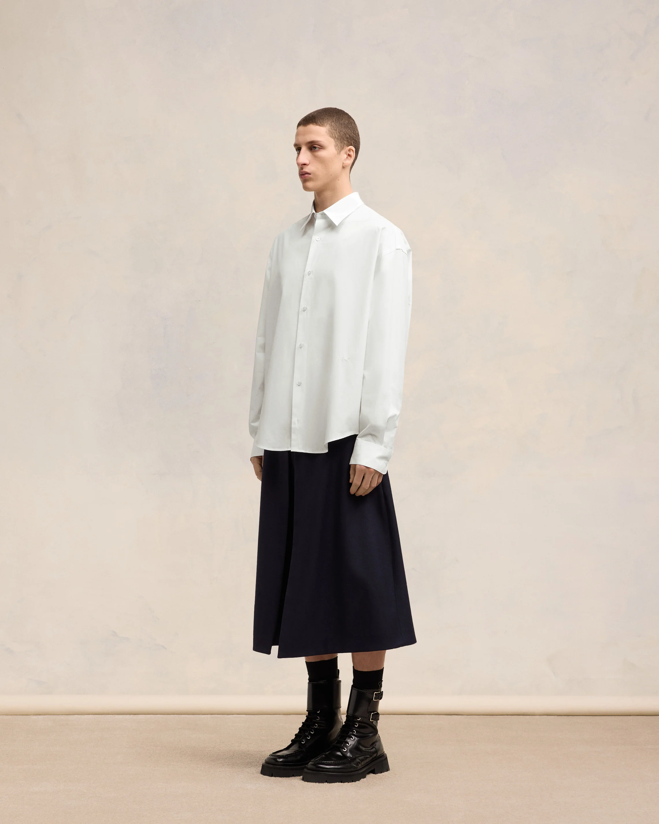 White Boxy Fit Shirt - leoleo123123