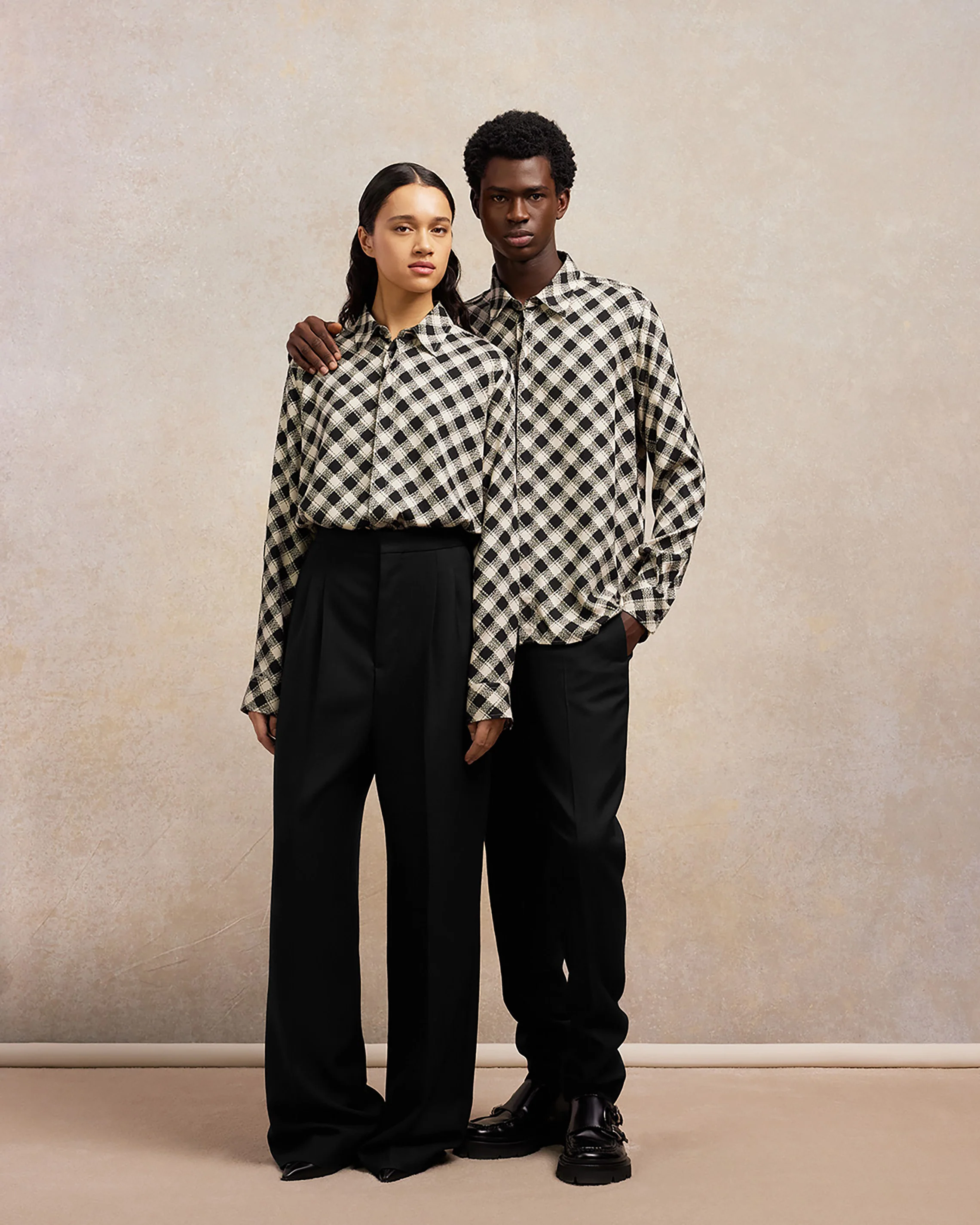 Black/Off White Double Topstitching Classic Shirt - leoleo123123