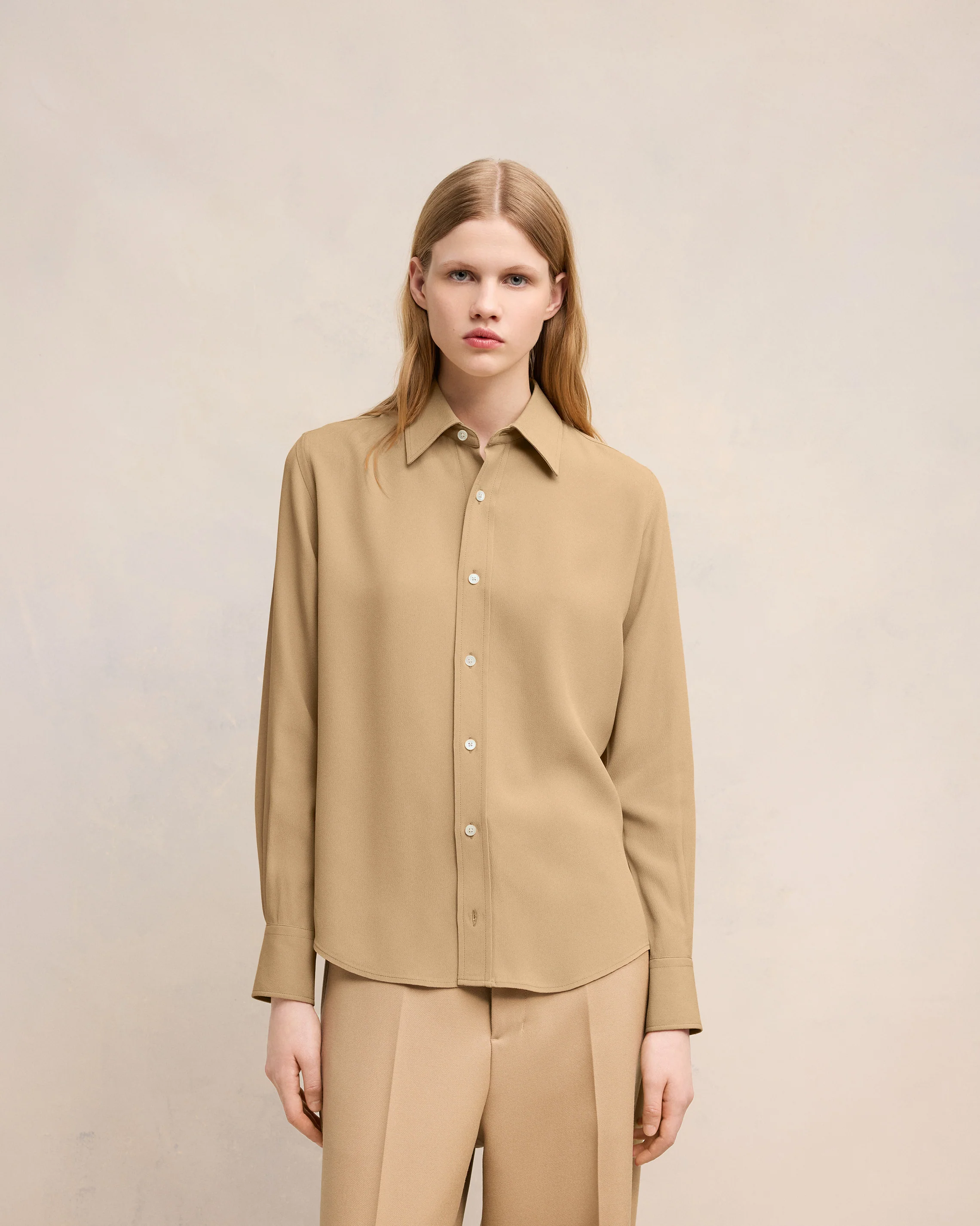 Sand Classic Shirt - leoleo123123