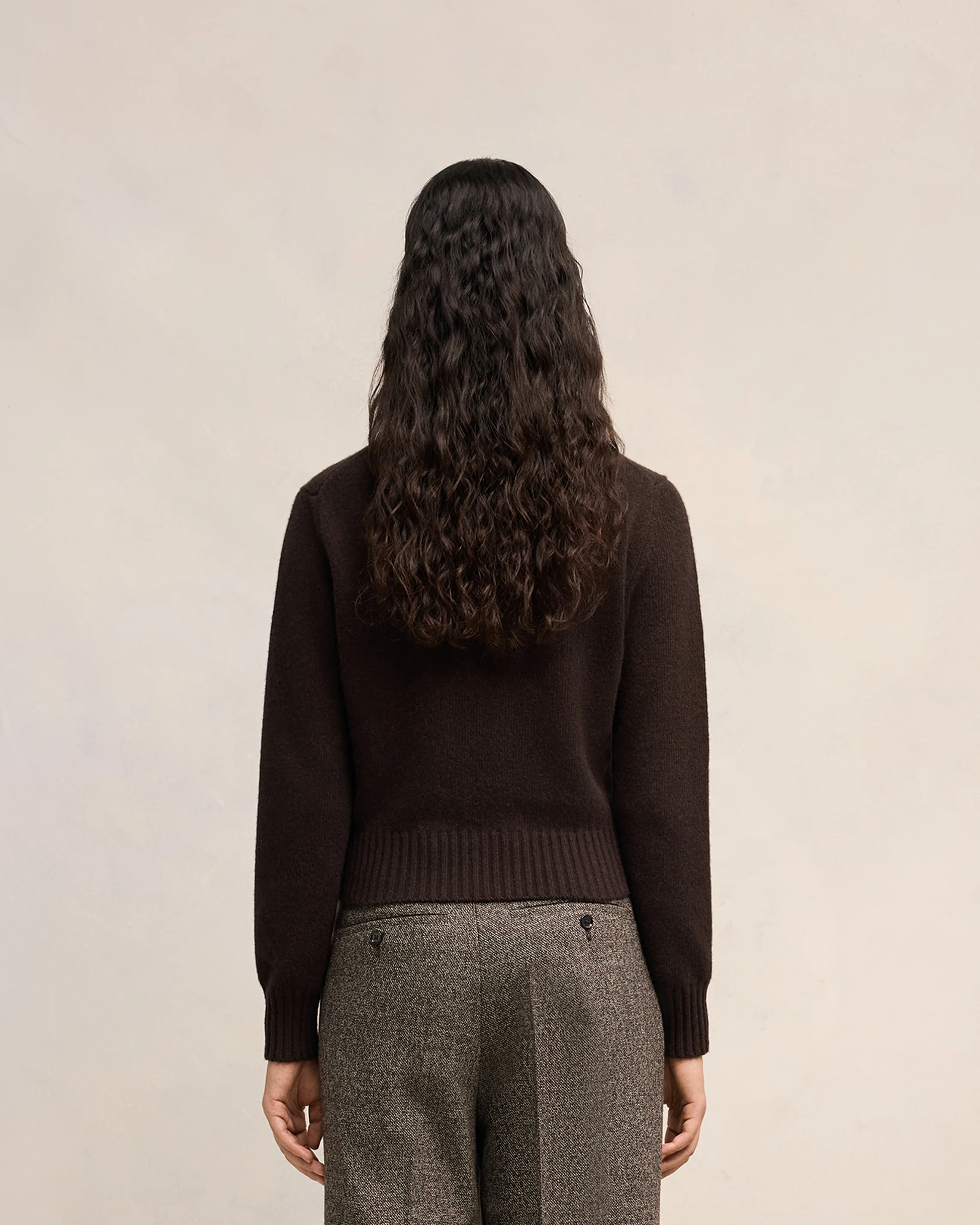 Dark Coffee Cashmere Ami De Coeur Crew Neck Sweater - leoleo123123