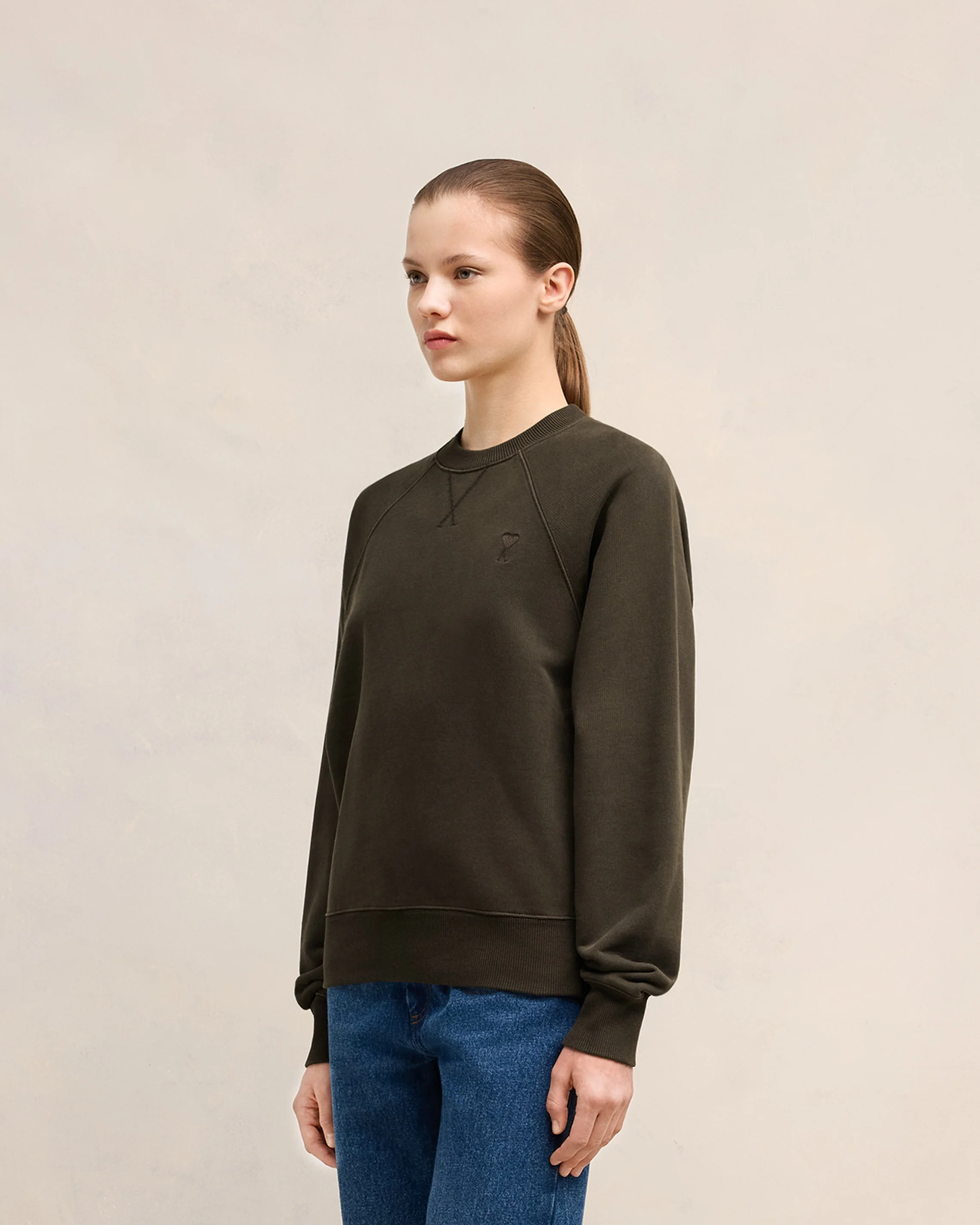 Dark Coffee Ami De Coeur Sweatshirt - leoleo123123