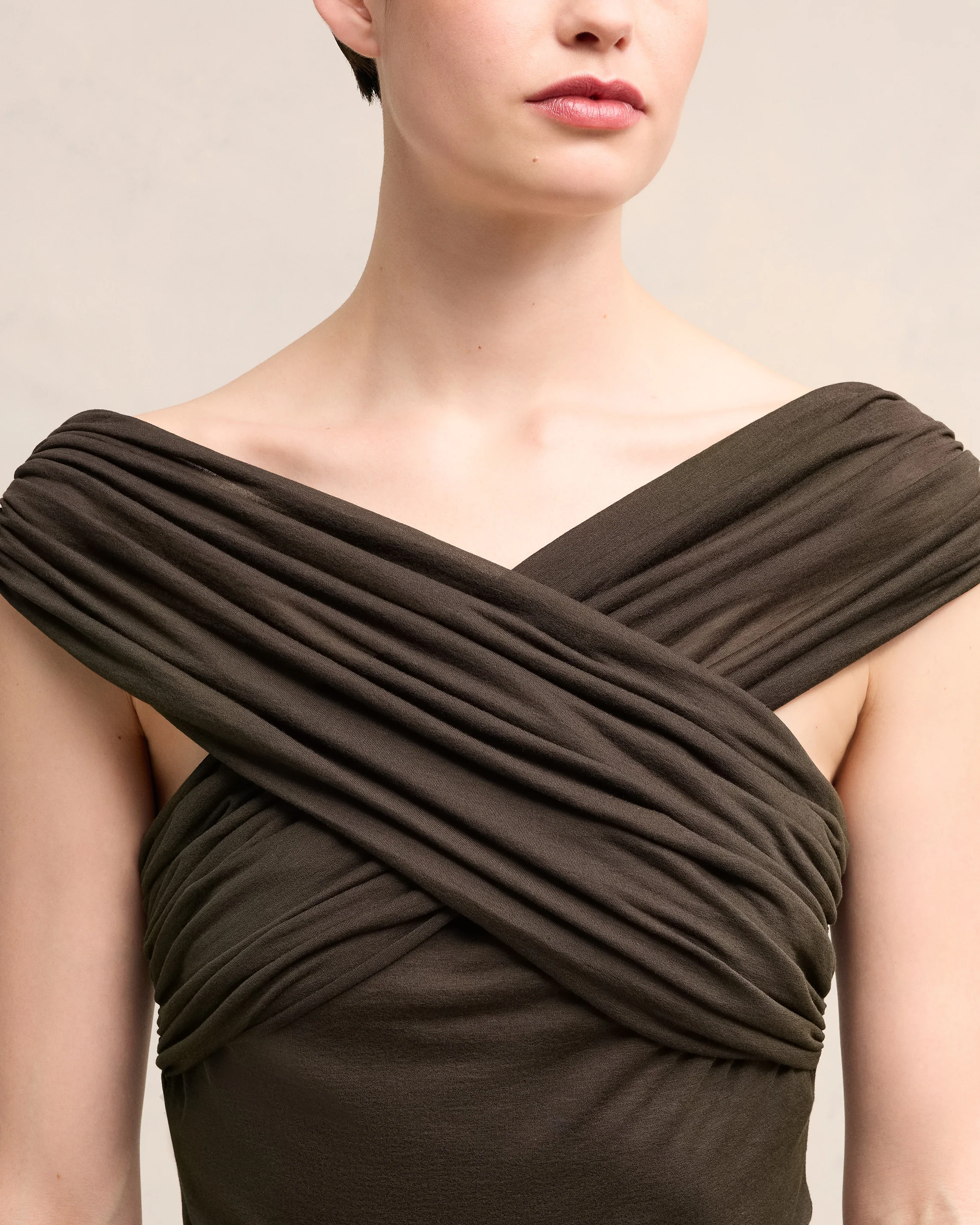 Dark Coffee Drapped Top - leoleo123123