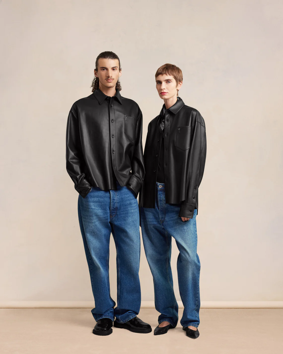 Black Boxy Fit Shirt - leoleo123123