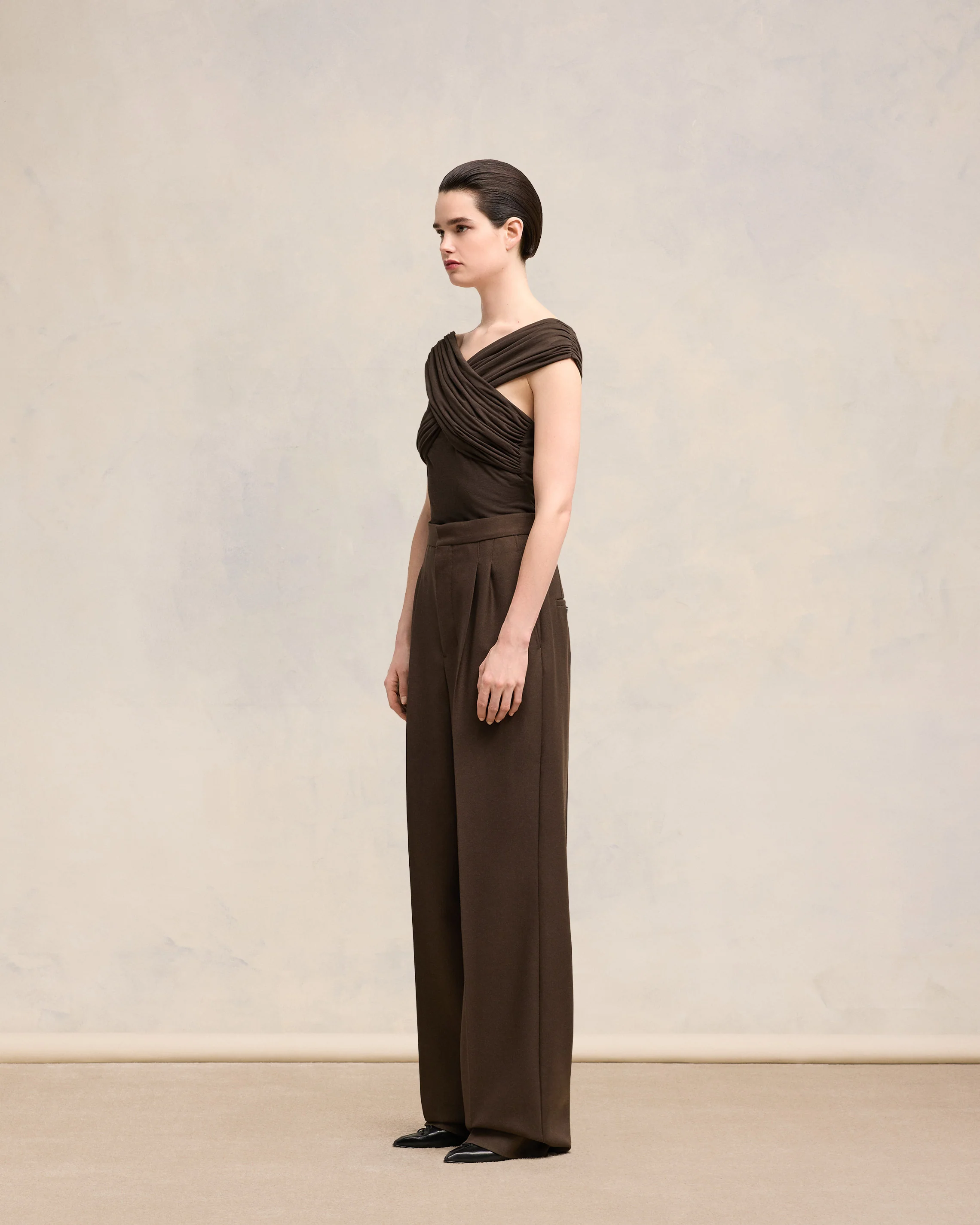 Dark Coffee Drapped Top - leoleo123123