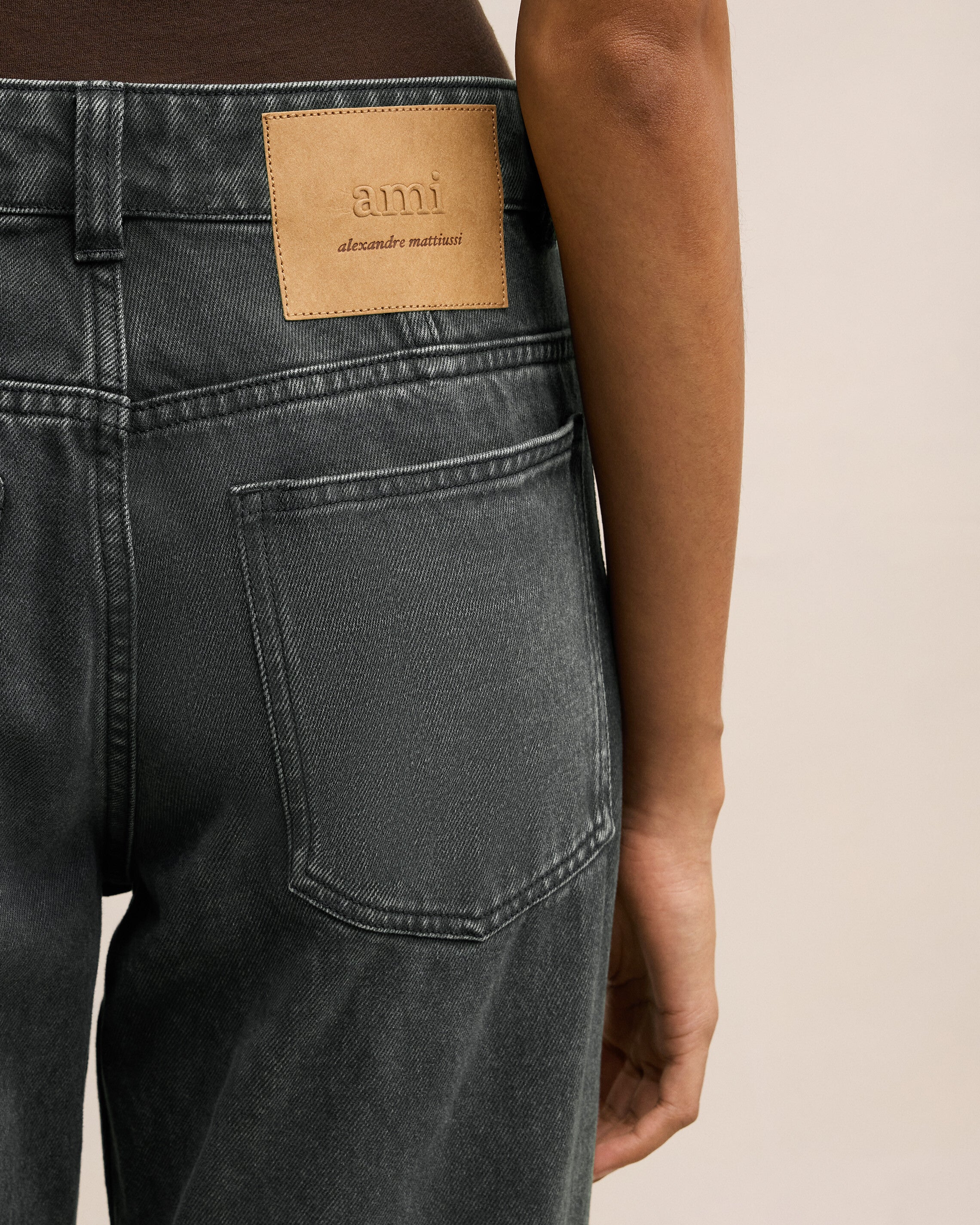 Black Classic Fit Jeans - leoleo123123
