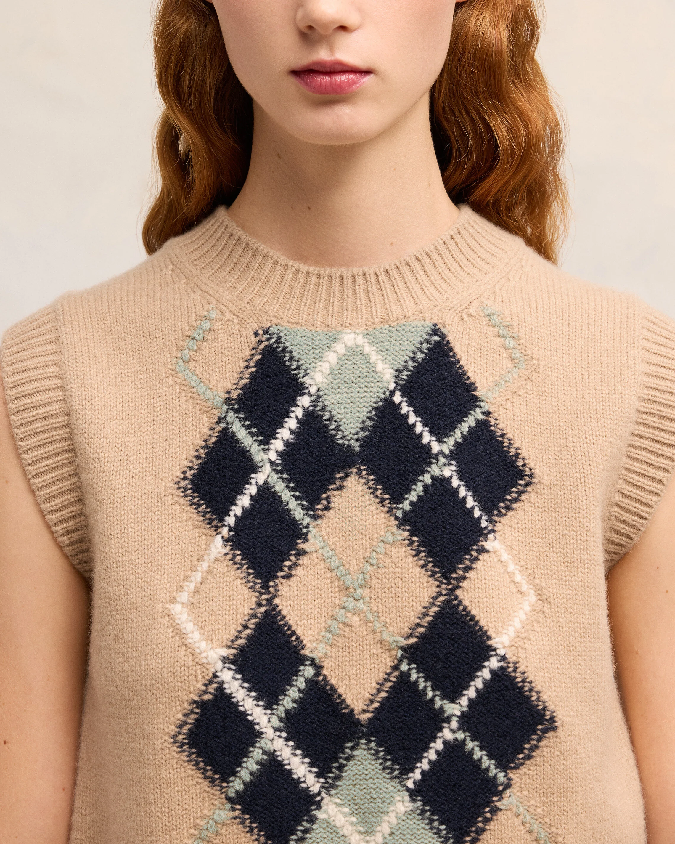 Nude/Navy/Green Aqua Argyle Sleeveless Sweater - leoleo123123