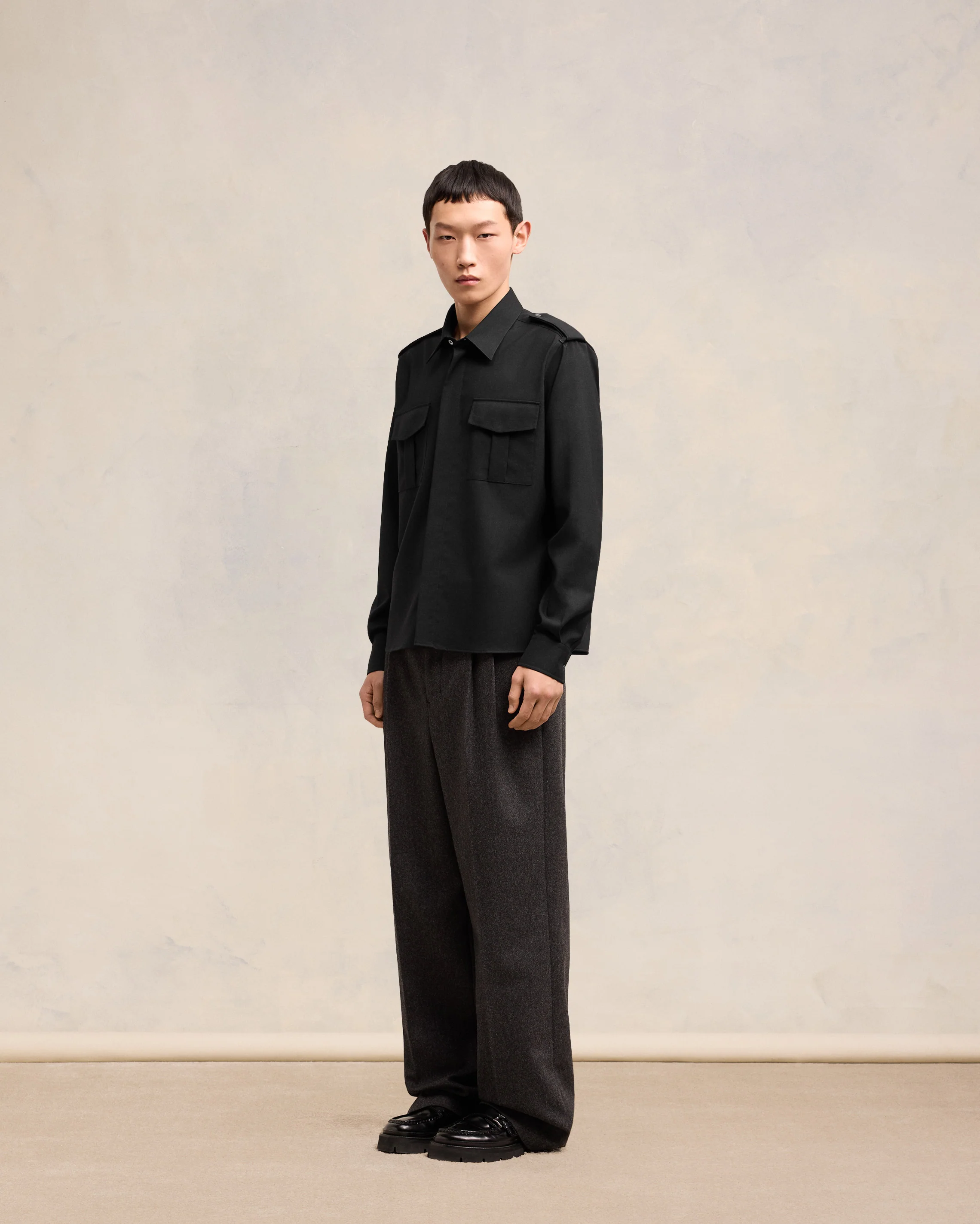 Black Military Shirt - leoleo123123