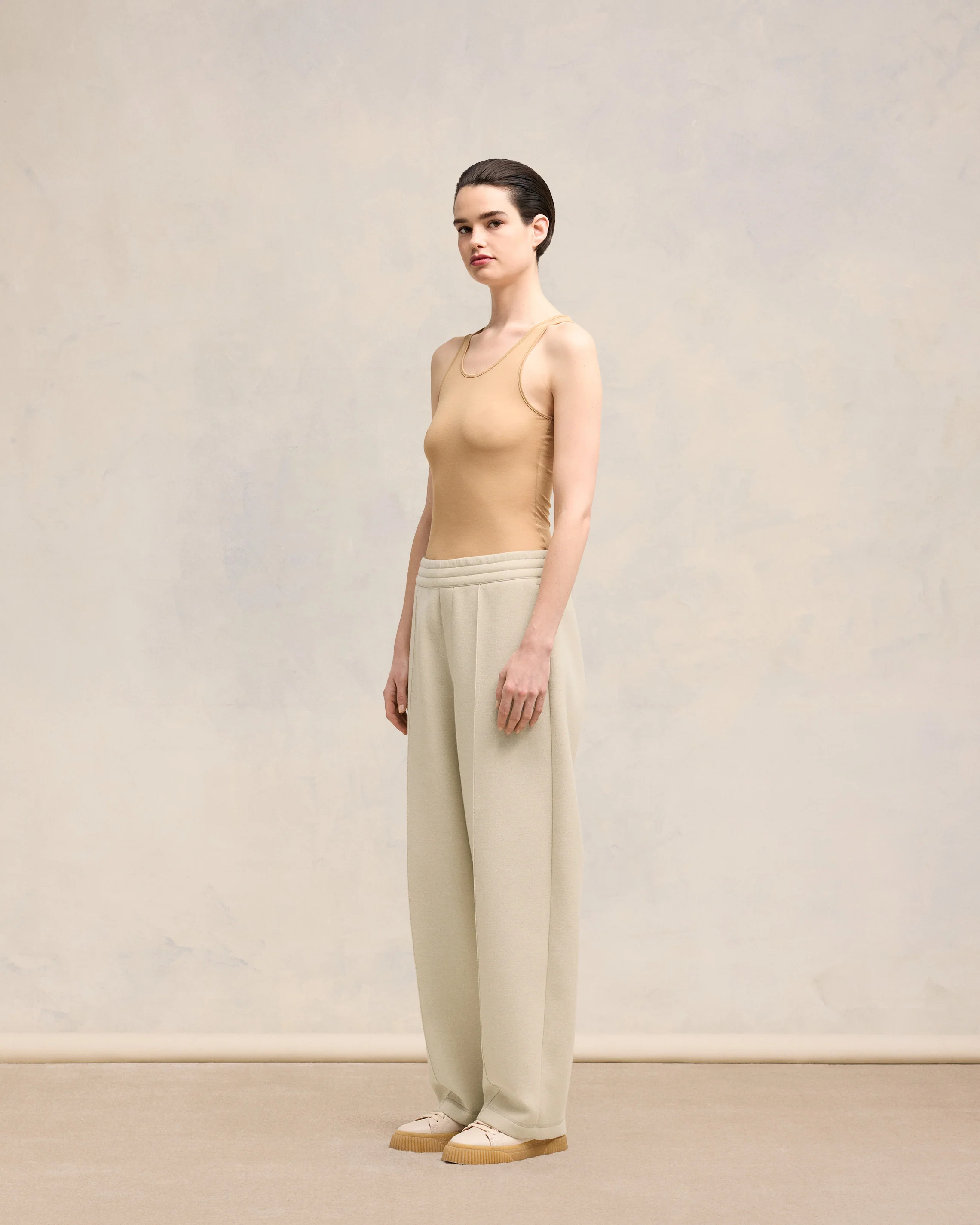 Sand Ami Pleated Trousers - leoleo123123