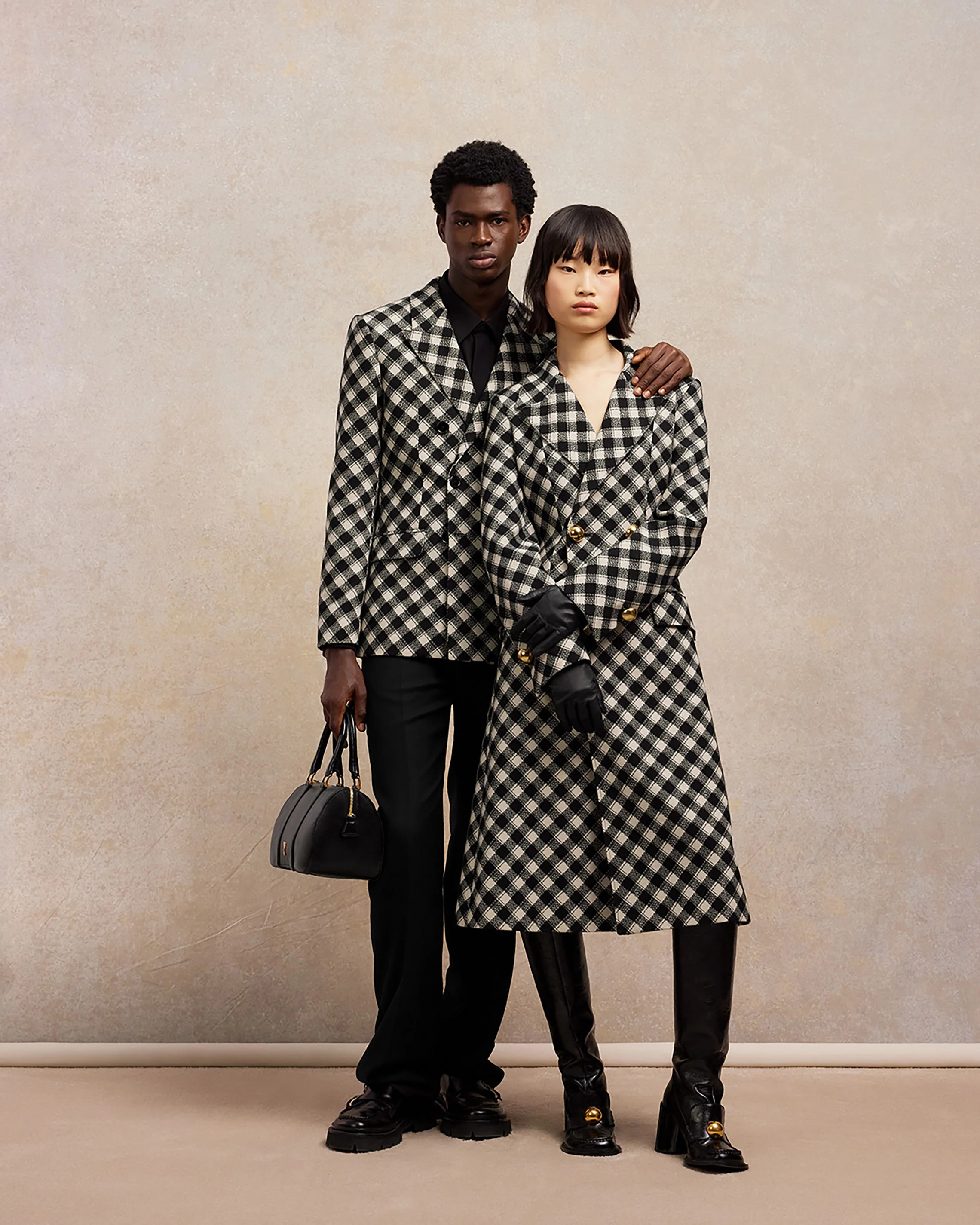 Black/Off White Fitted Coat - leoleo123123