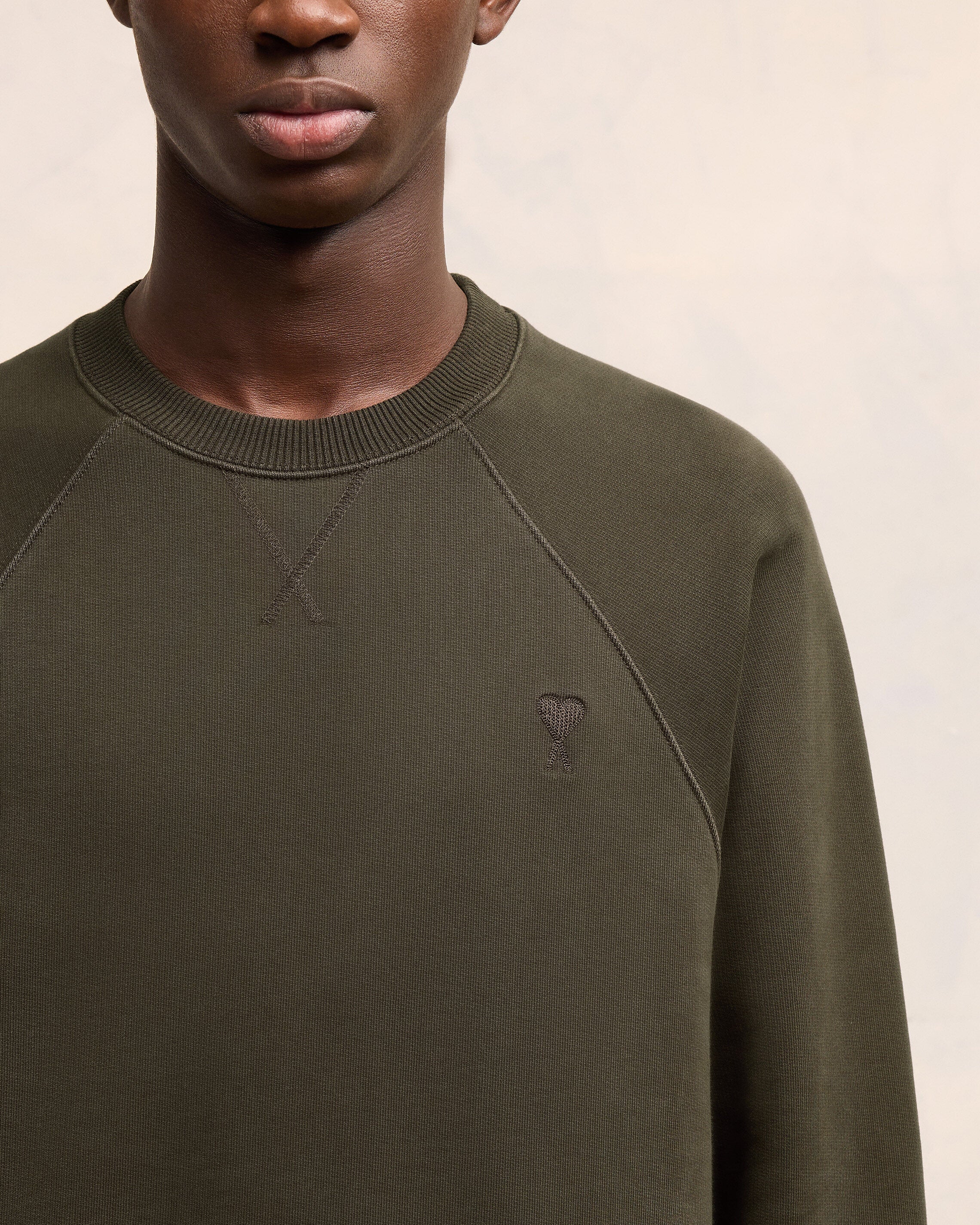 Dark Coffee Ami De Coeur Sweatshirt - leoleo123123
